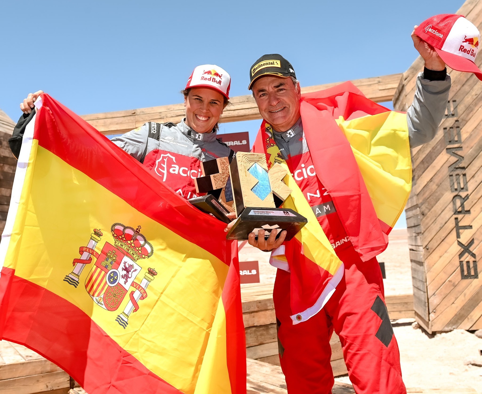 Copper XPrix - Chile - Atacama - Acciona Sainz XE - Carlos Sainz - Laia Sanz - podio