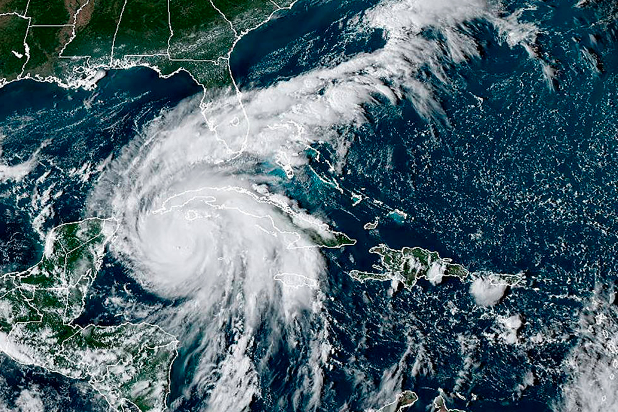 El huracán pasó ya a categoría 2 | NASA