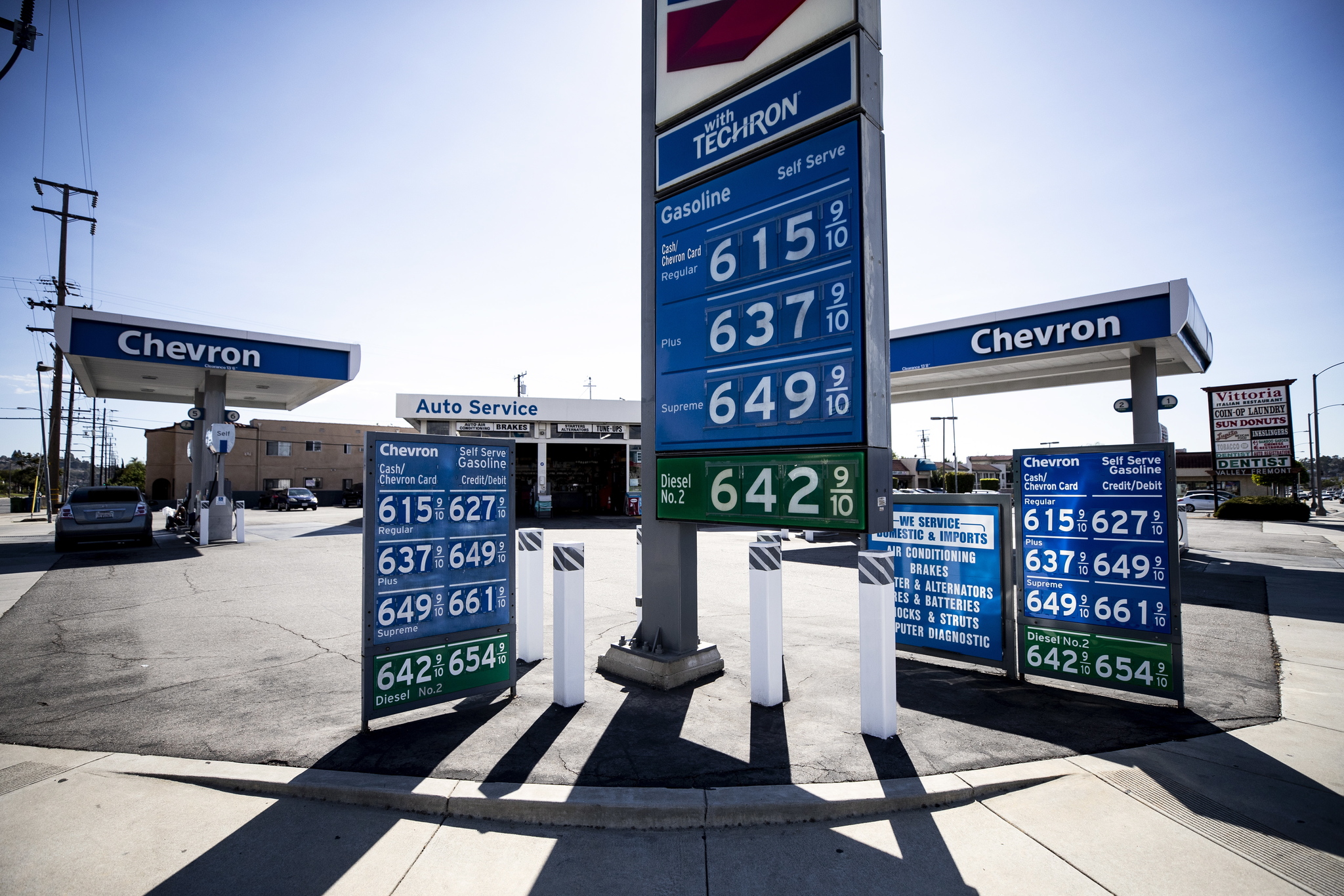 Gas Prices Today, September 27, 2022: Check the cheapest Gas Stations Today. EFE.