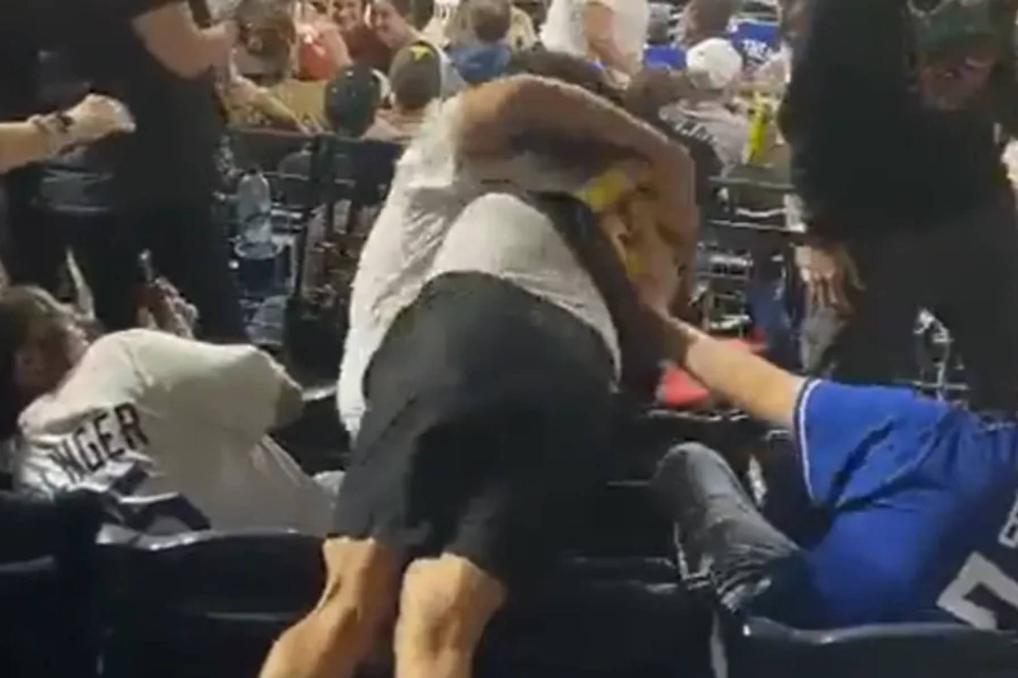 Dodgers, Padres fans brawl at Petco Park, one man bloodied