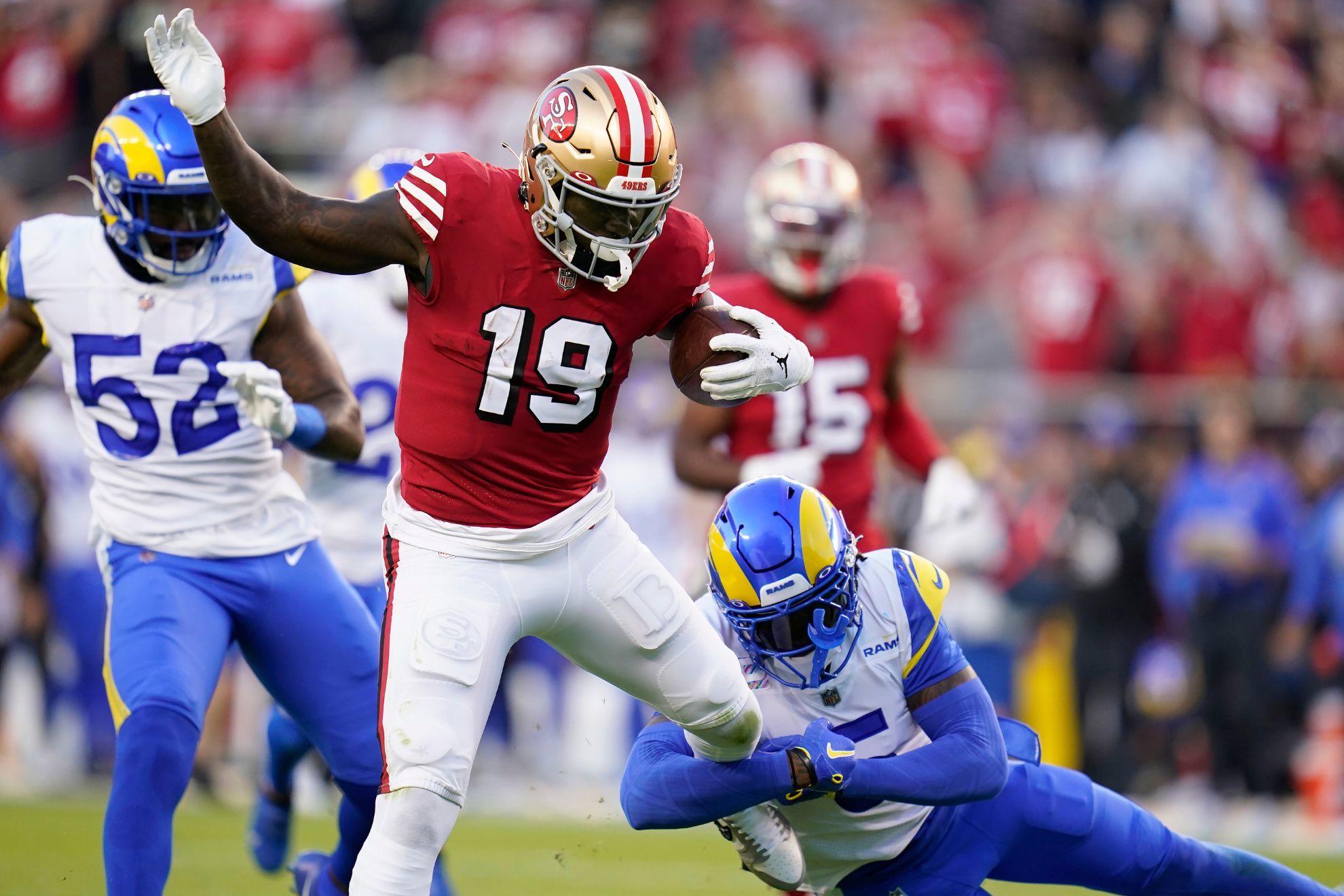 Los Angeles Rams vs. San Francisco 49ers / AP