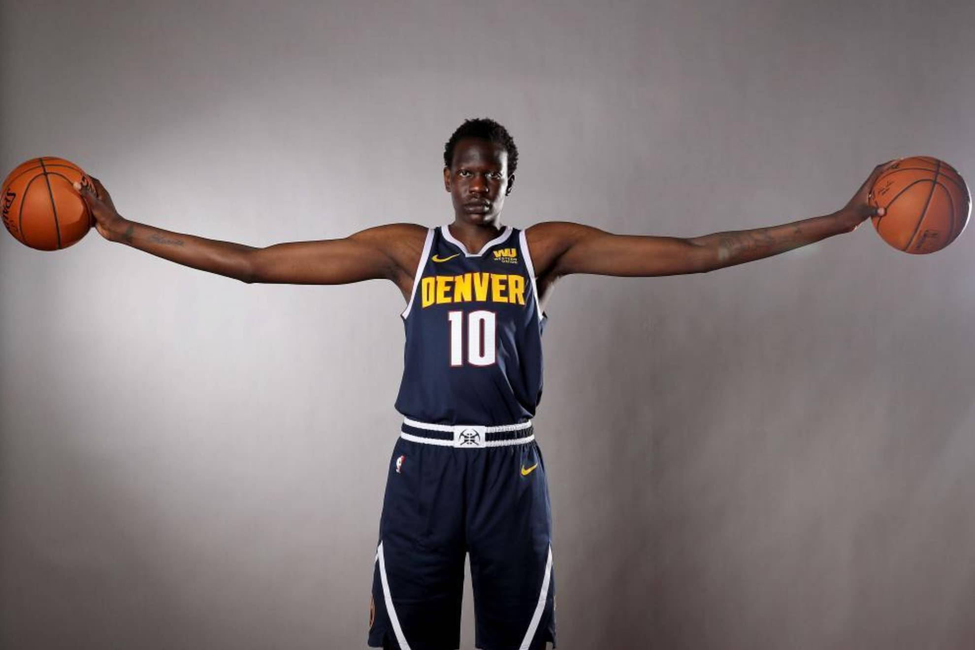 Bol Bol: The Orlando Magic's 'monster' with a 2.34m wingspan
