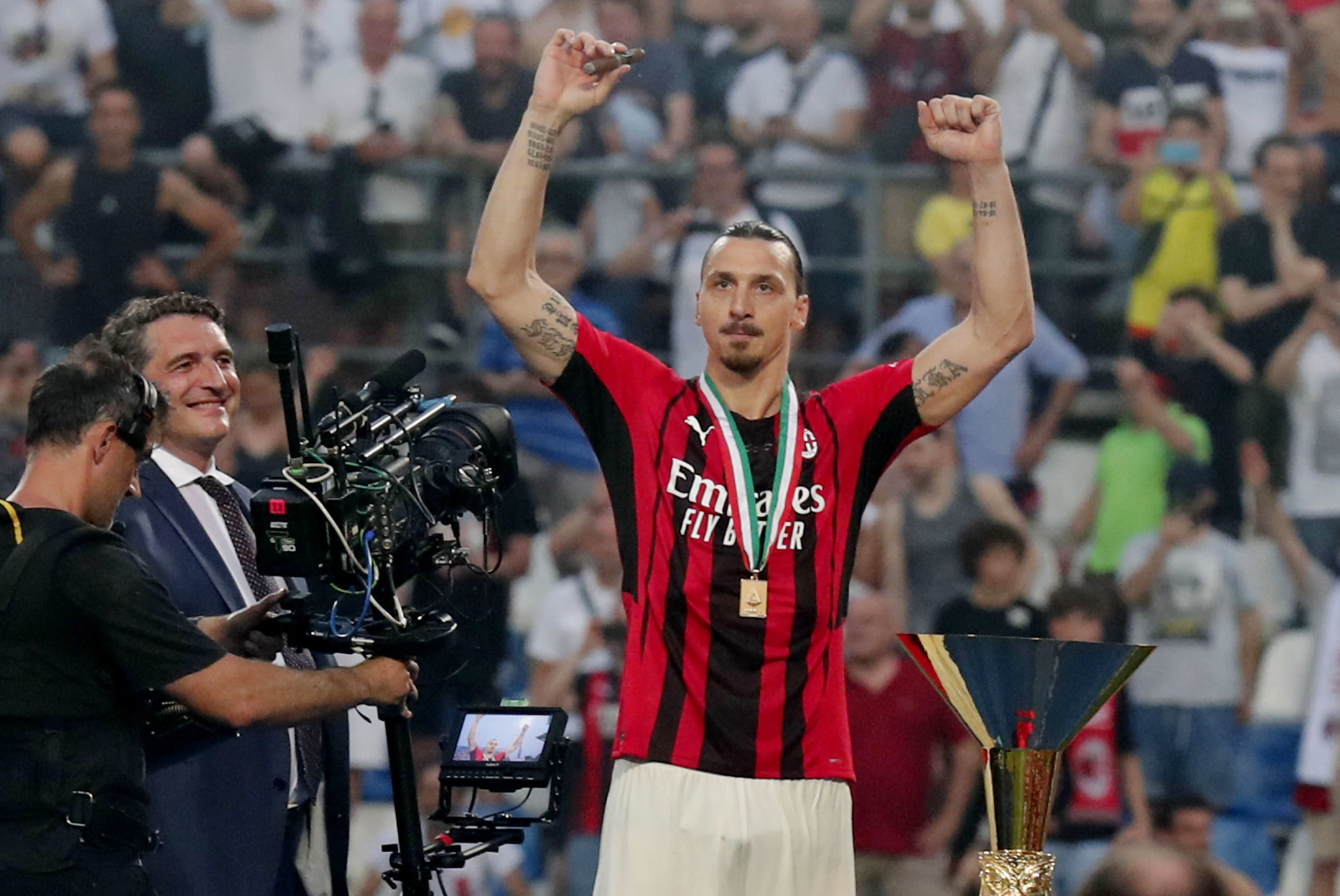 Ibrahimovic celebrates AC Milan's most recent Scudetto