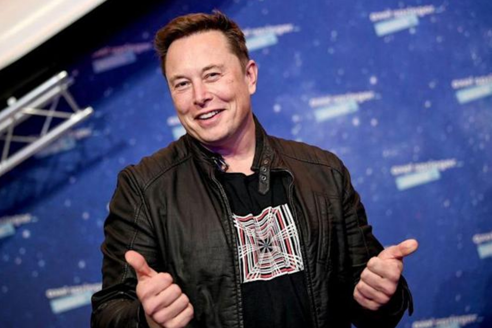 Elon Musk da marcha atrás y confirma que comprará Twitter por el precio acordado originalmente