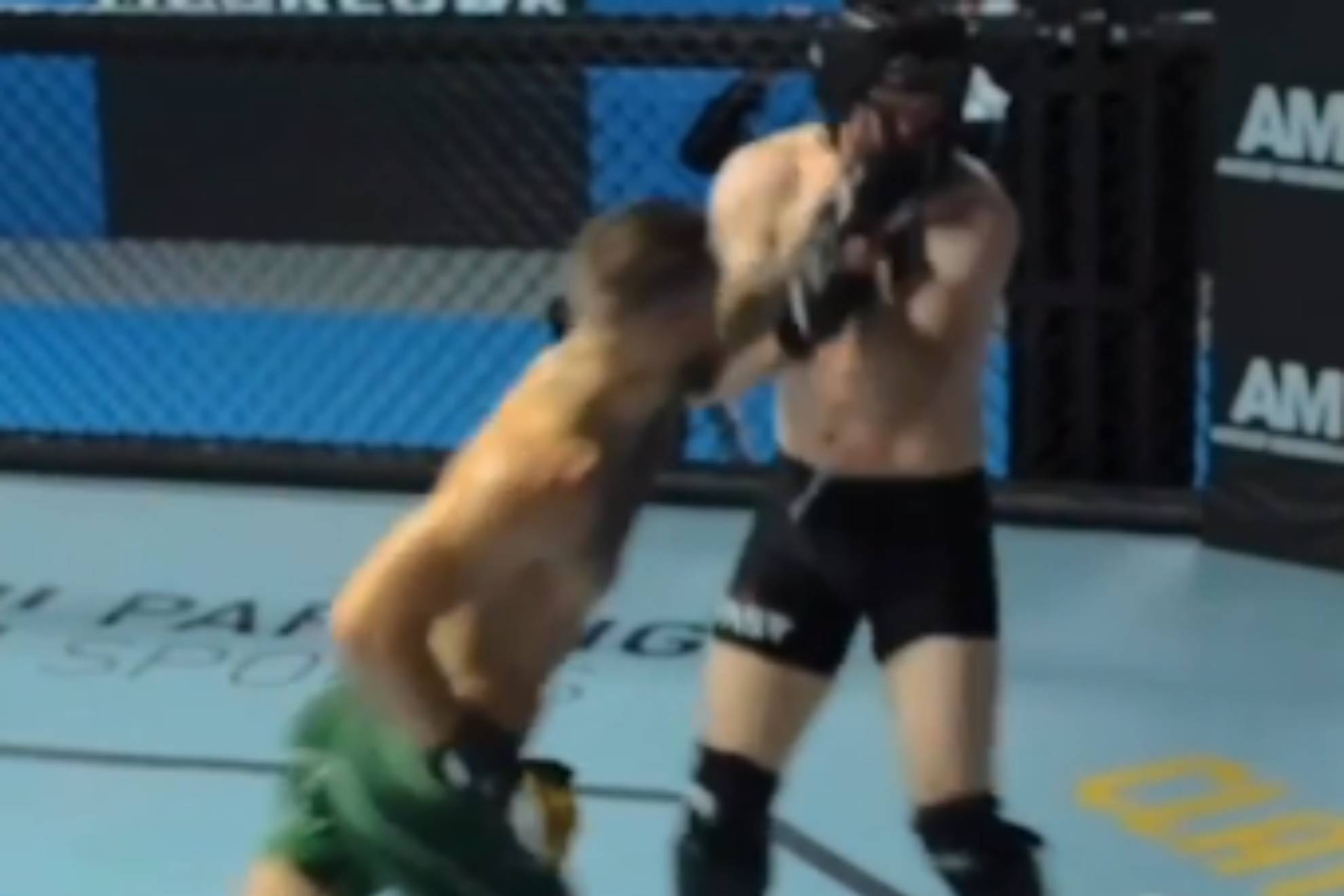 Dudas con el KO de McGregor a un sparring con un golpe inventado por él: "Yo lo llamo el tiocfaidh ar la"