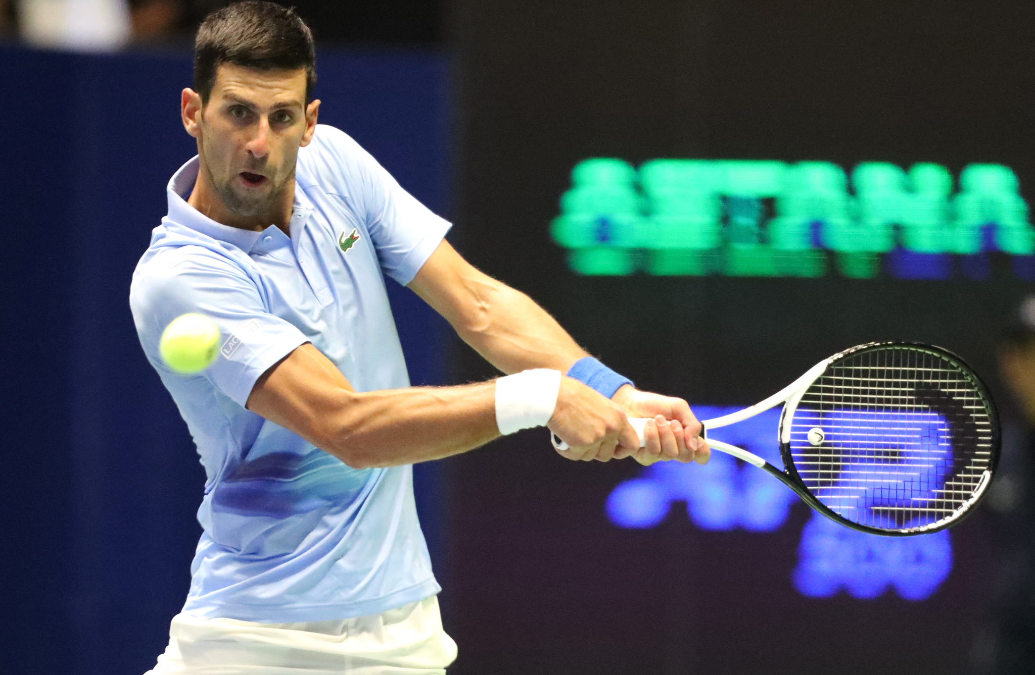 Novak Djokovic derrota a Tsitsipas y se lleva el ttulo en Astana