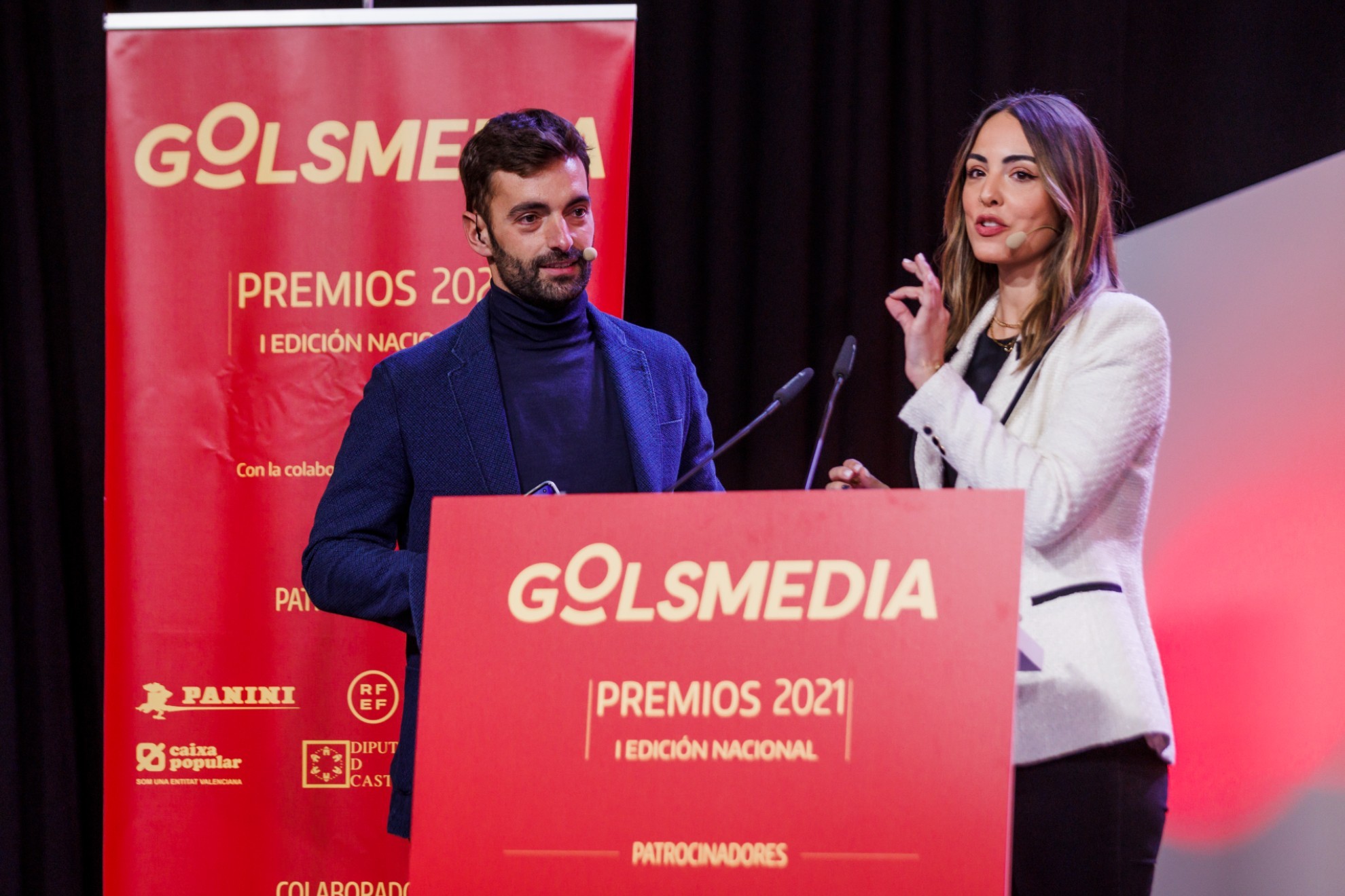 Ricardo Reyes y Andrea Peláez, presentadores de la pasada edición.