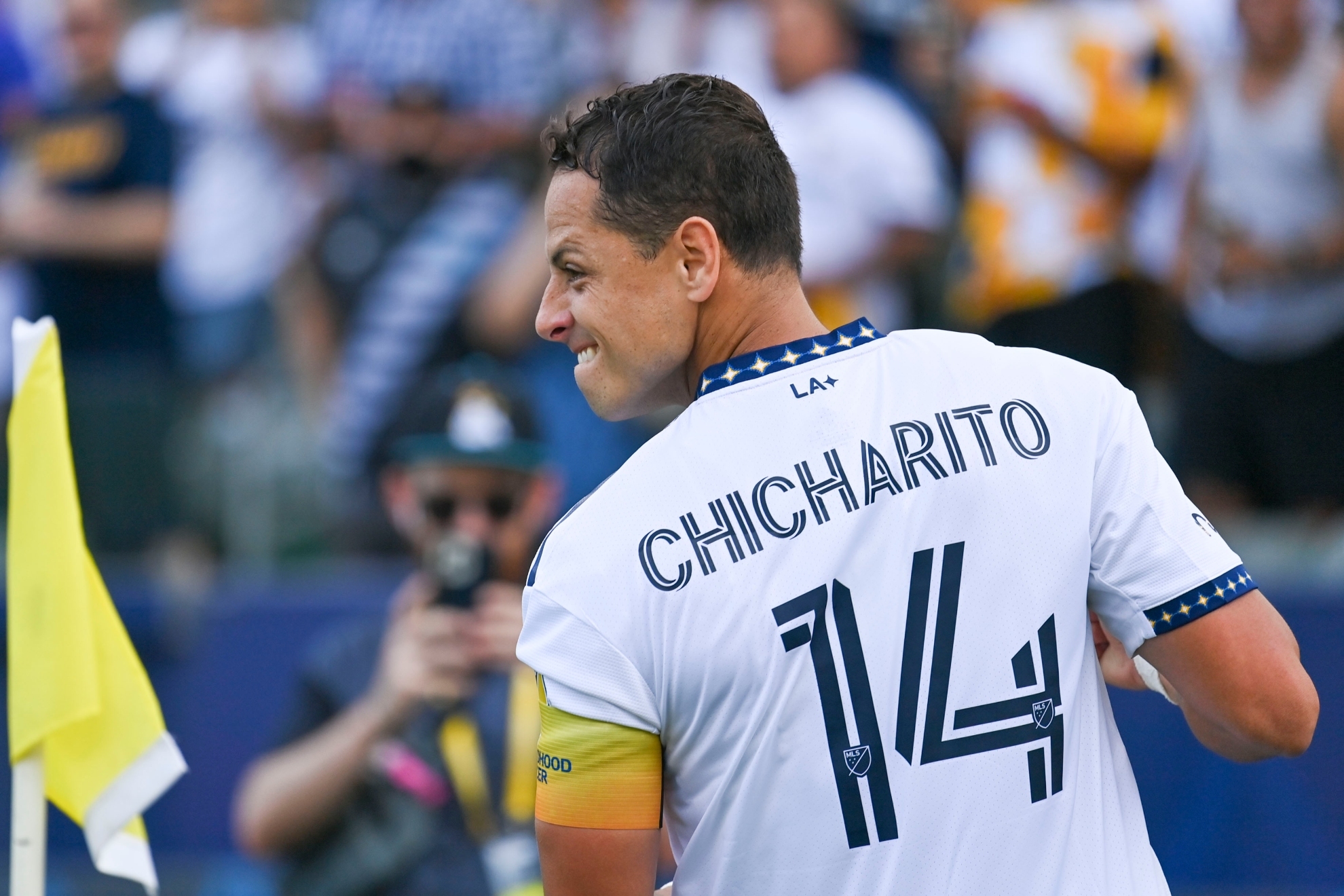 Chicharito coincidió con Fernando Hierro cuando el mexicano jugó en el Real Madrid | Imago 7