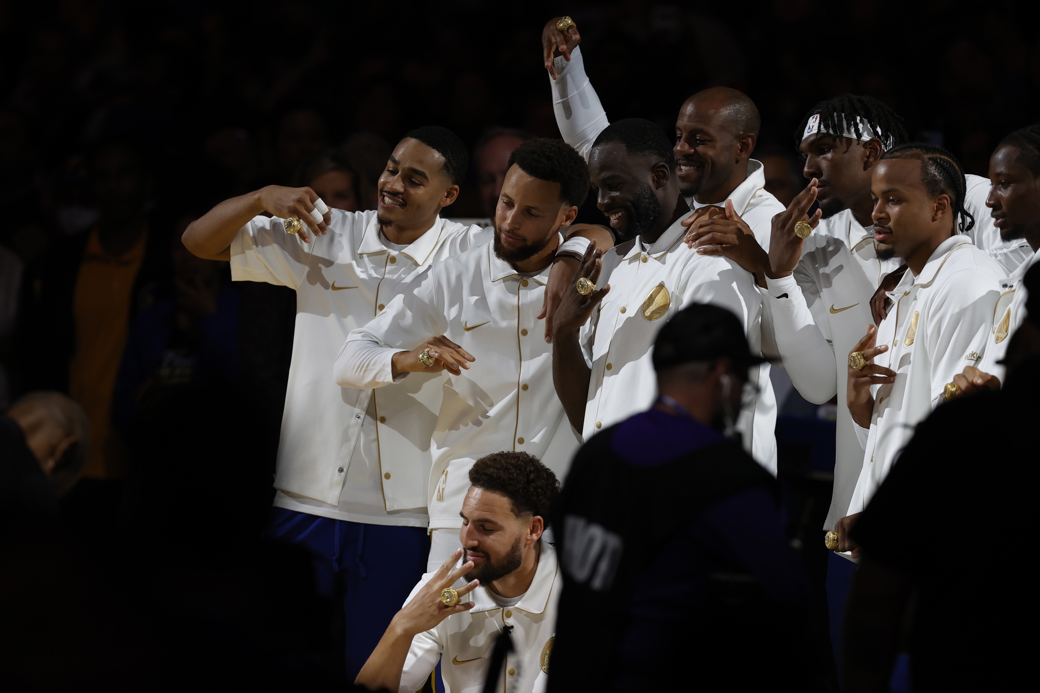 Los Warriors reciben el anillo de campeón de la NBA | EFE