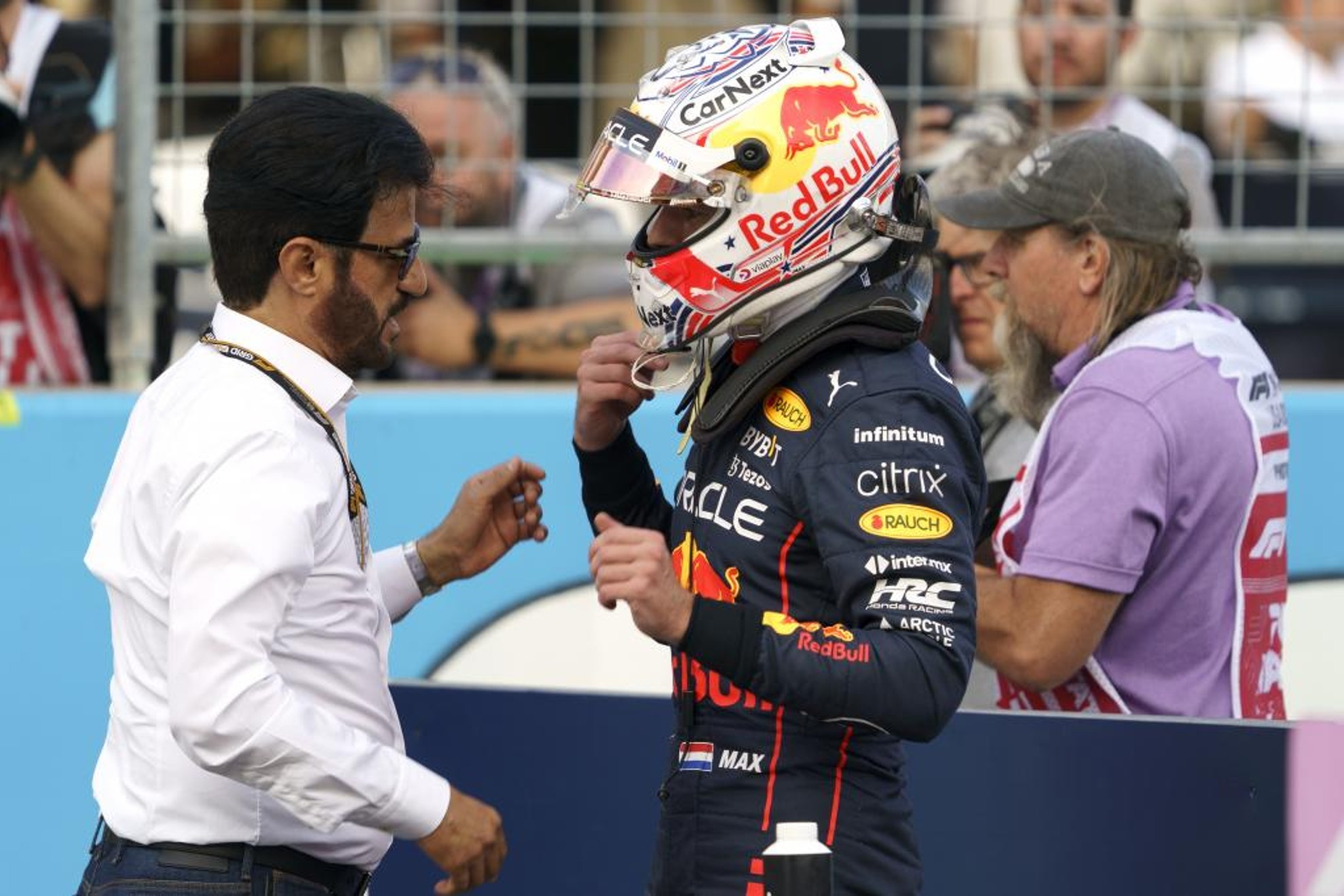 Mohammed Bin Sulayem, presidente de la FIA y Max Verstappen, en el GP de Estados Unidos 2022.