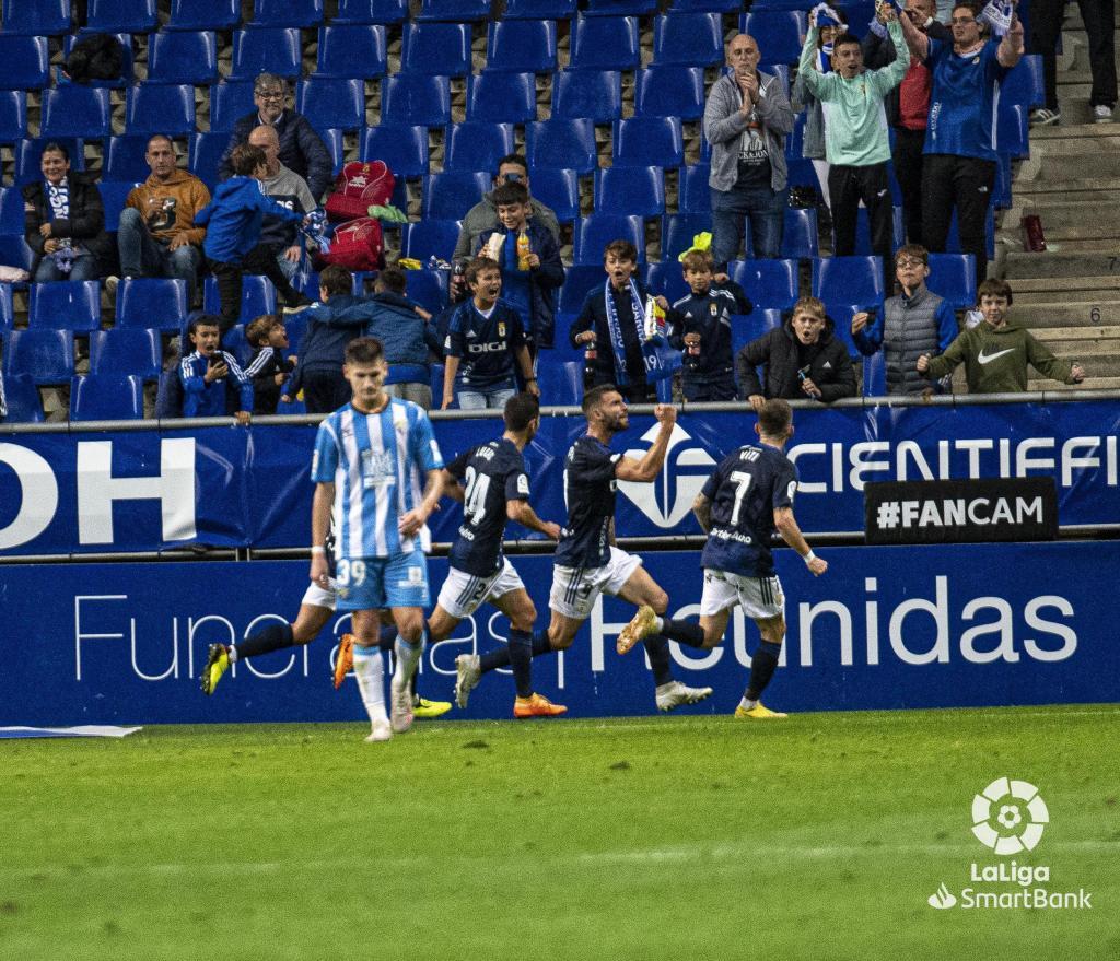 Borja Batón celebra el gol de la victoria ante el Málaga