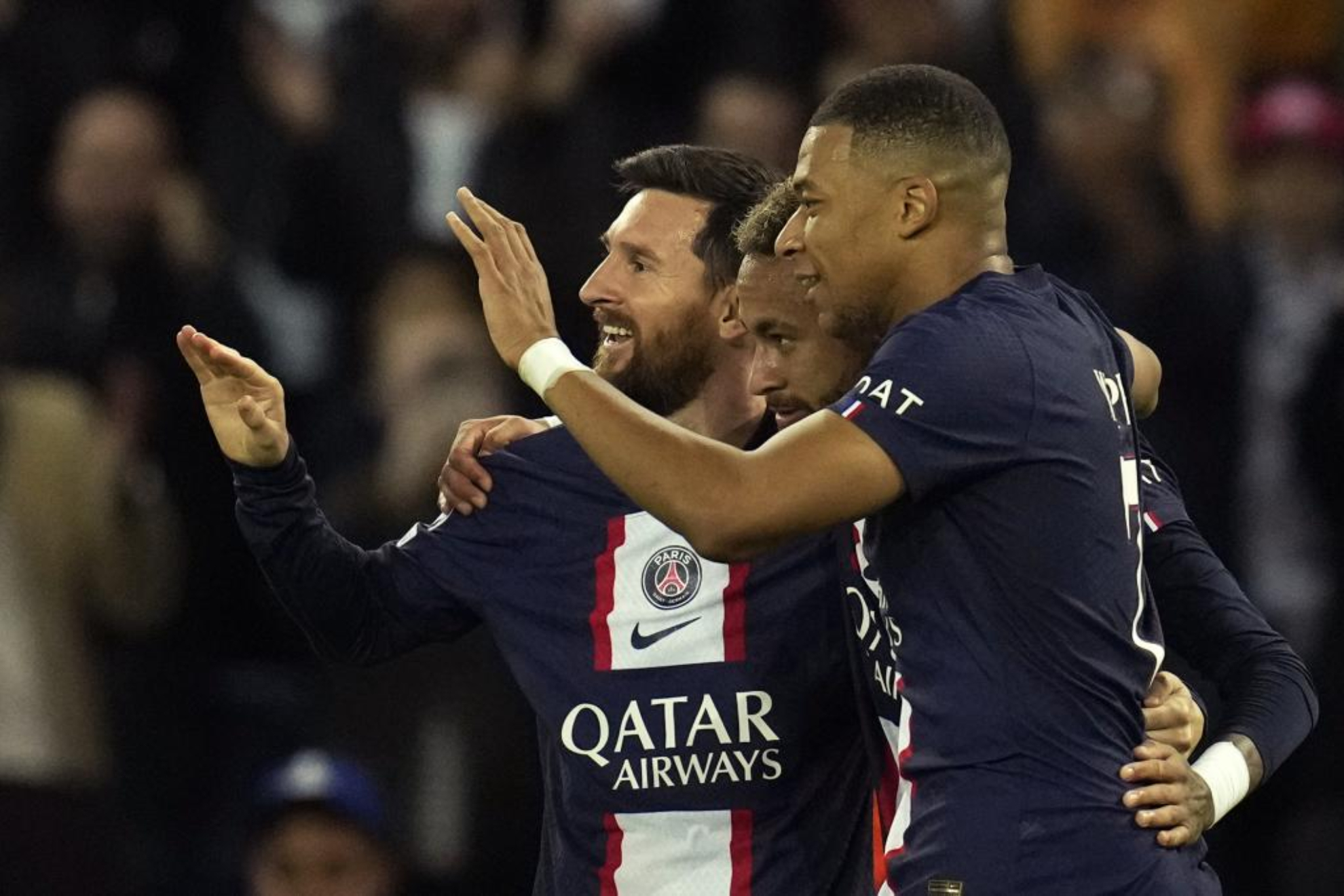 Messi, Neymar y Mbappé fulminan al Maccabi Haifa