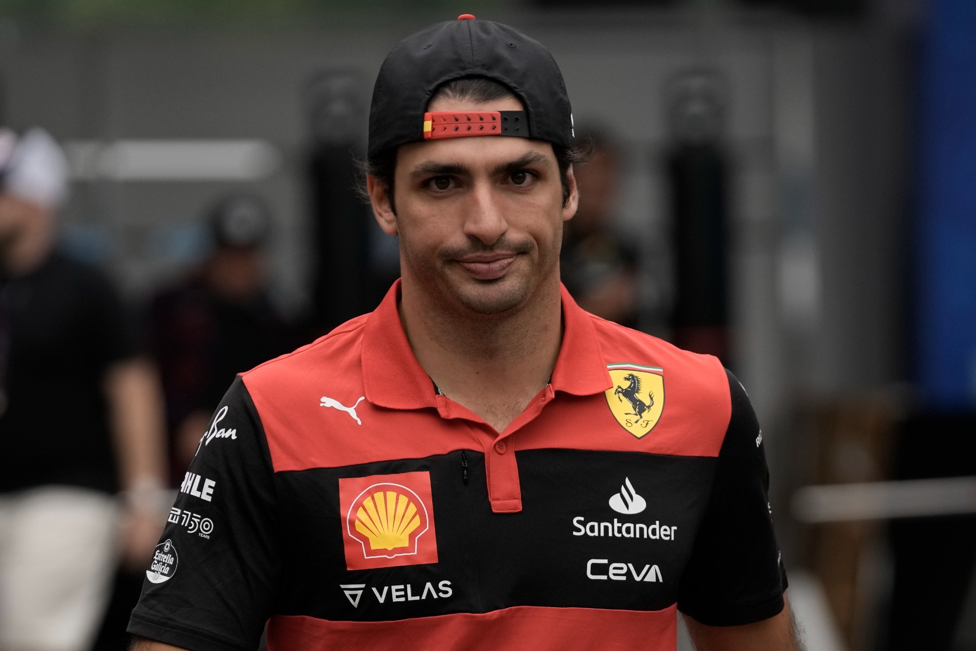 Carlos Sainz a su llegada al Gran Premio de México este viernes
