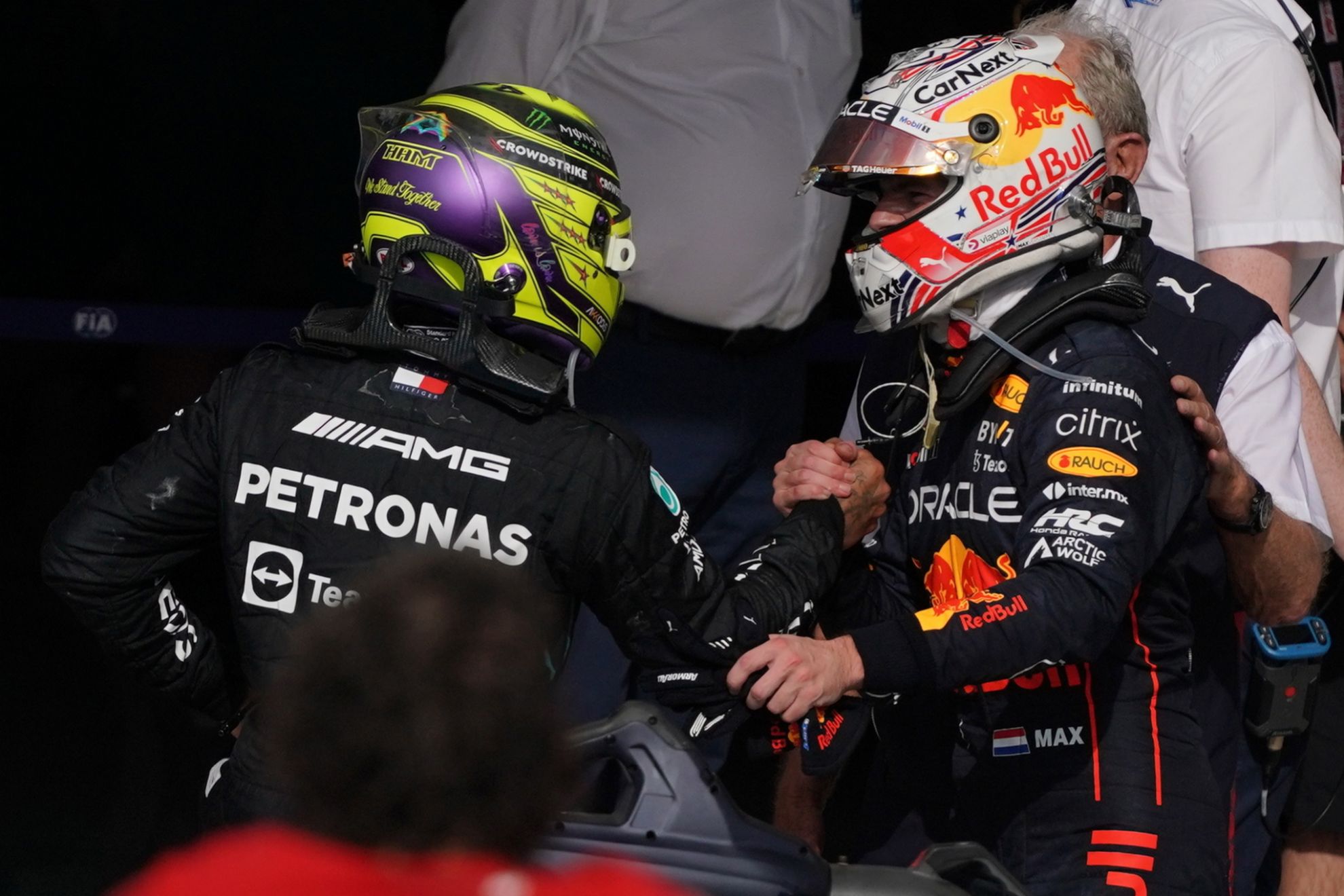 Hamilton y Verstappen pueden encontrarse esta noche en la pista.