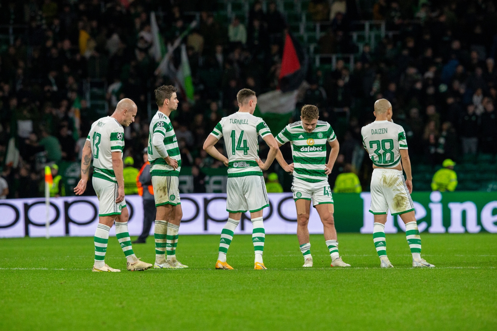 Jugadores del Celtic, tras el último partido ante el Shakhtar.