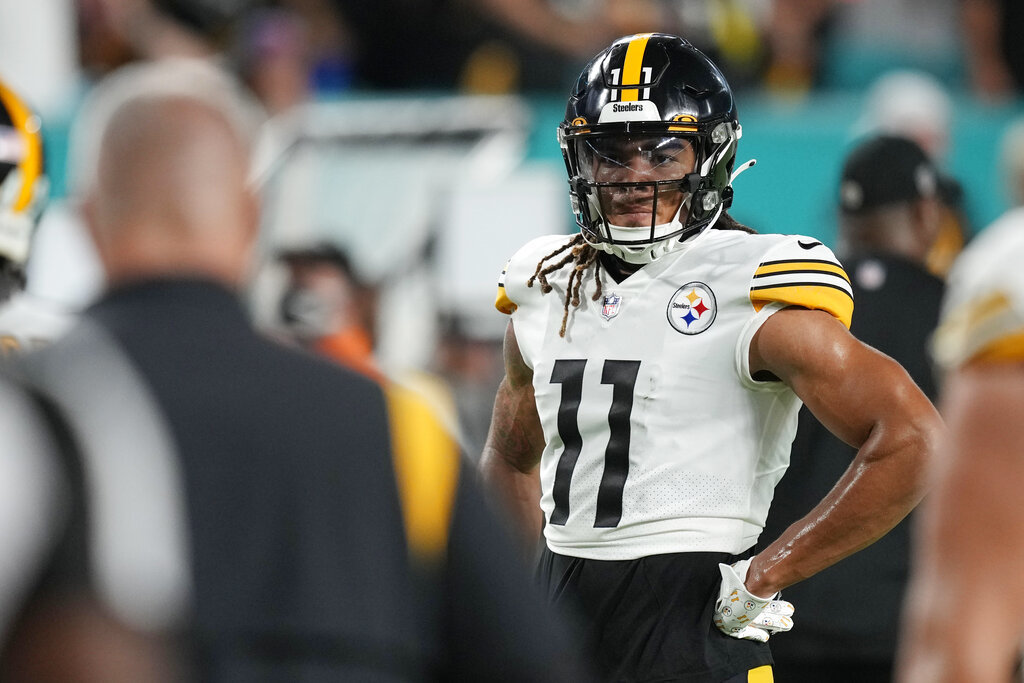 NFL Trade deadline 2022: Claypool, Chubb, Ridley, Hockenson and more traded  in last minute deals