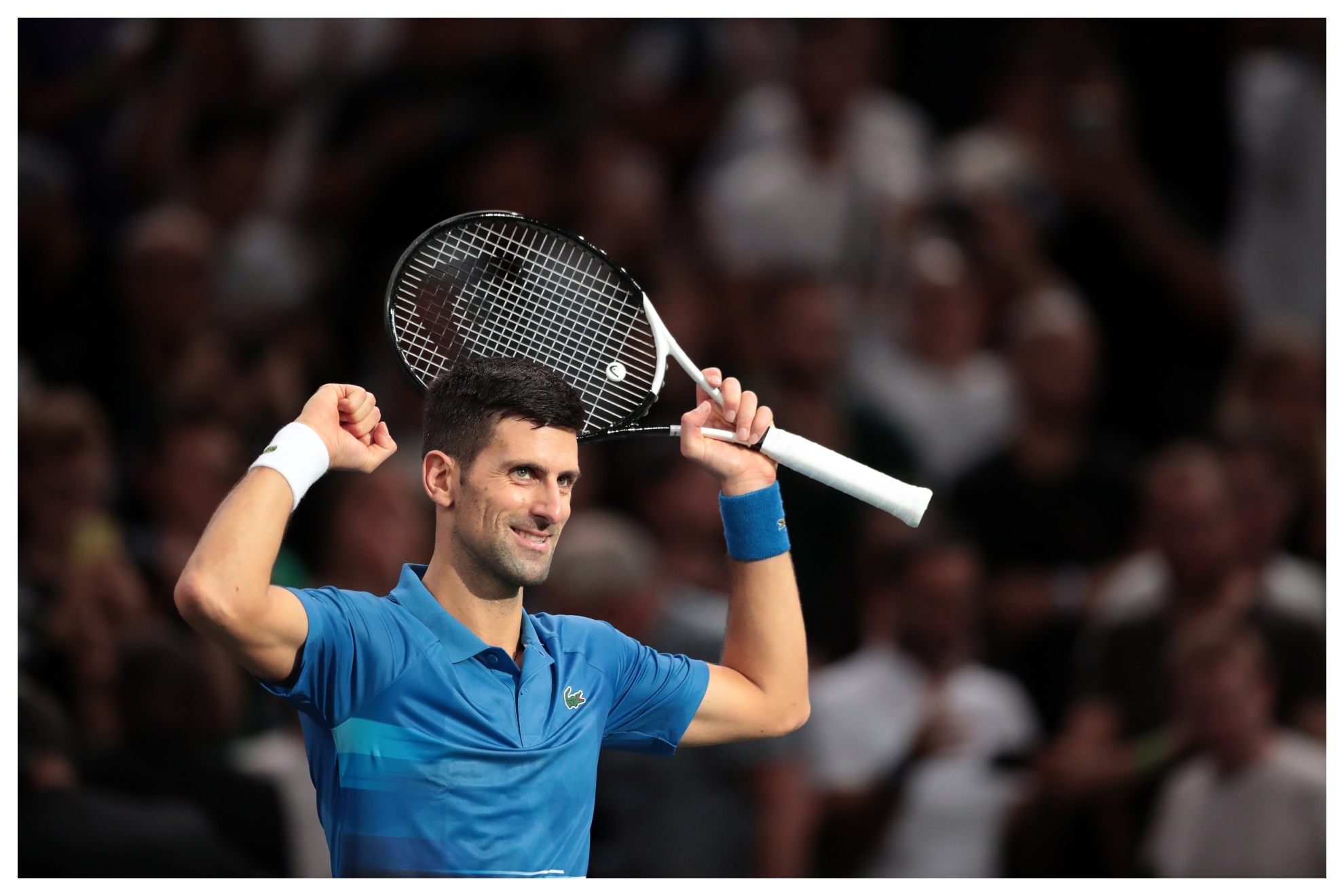 Djokovic celebra un triunfo en Bercy