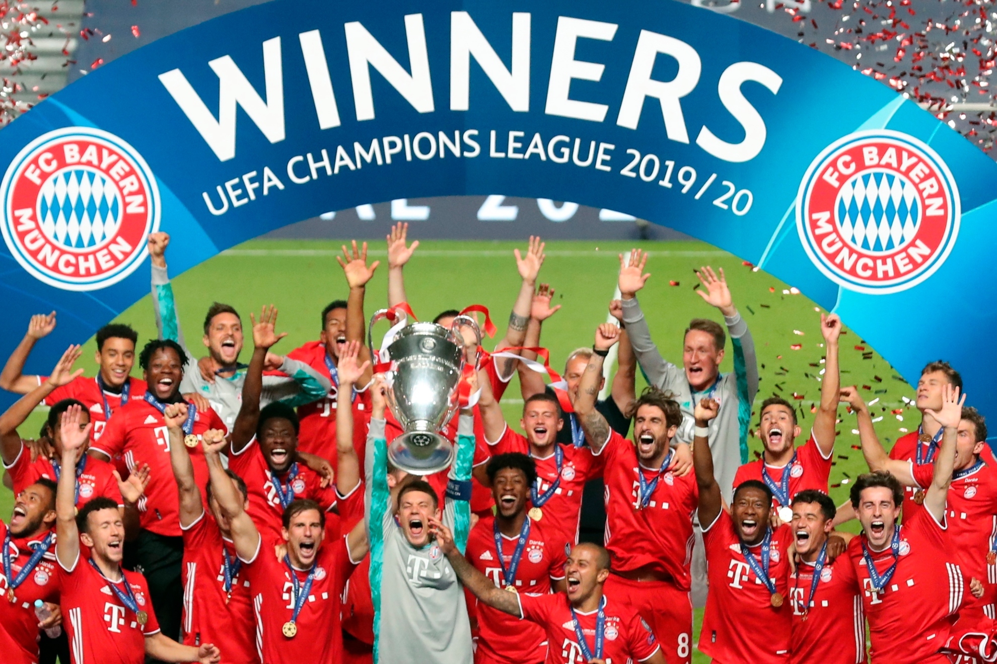 El Bayern levanta la Champions 2020.