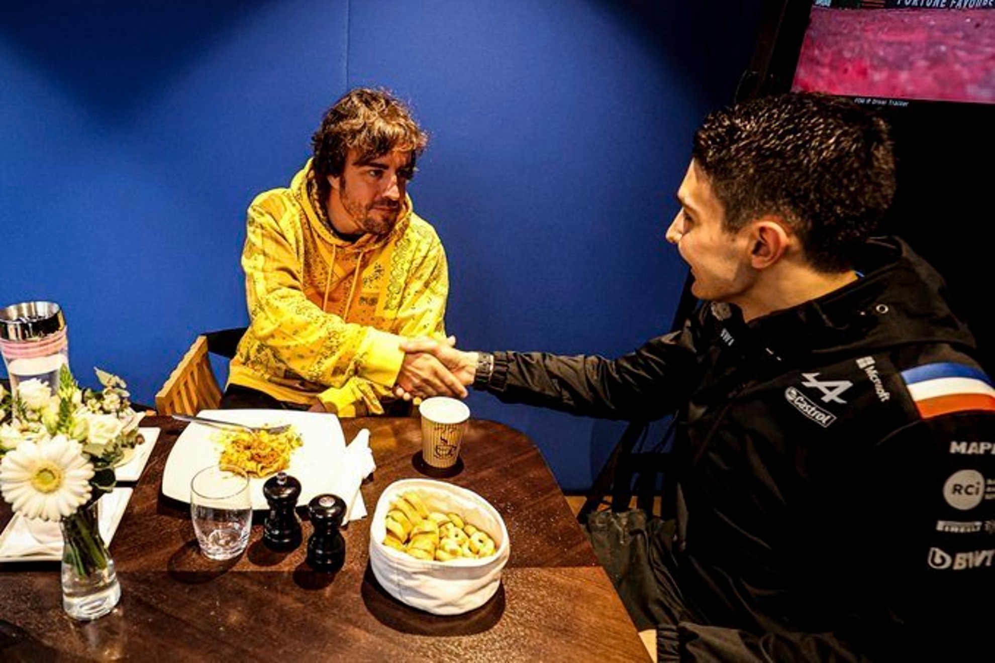 Alonso y Ocon en Imola 2022
