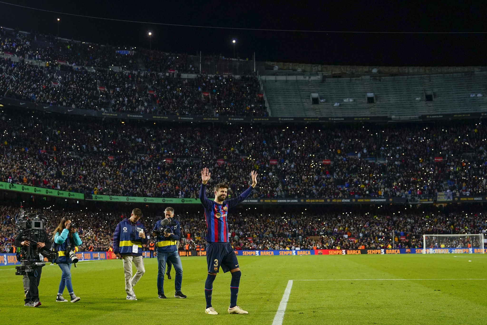 Gerard Piqué pisa el Camp Nou por última vez: "Es un recuerdo inolvidable"