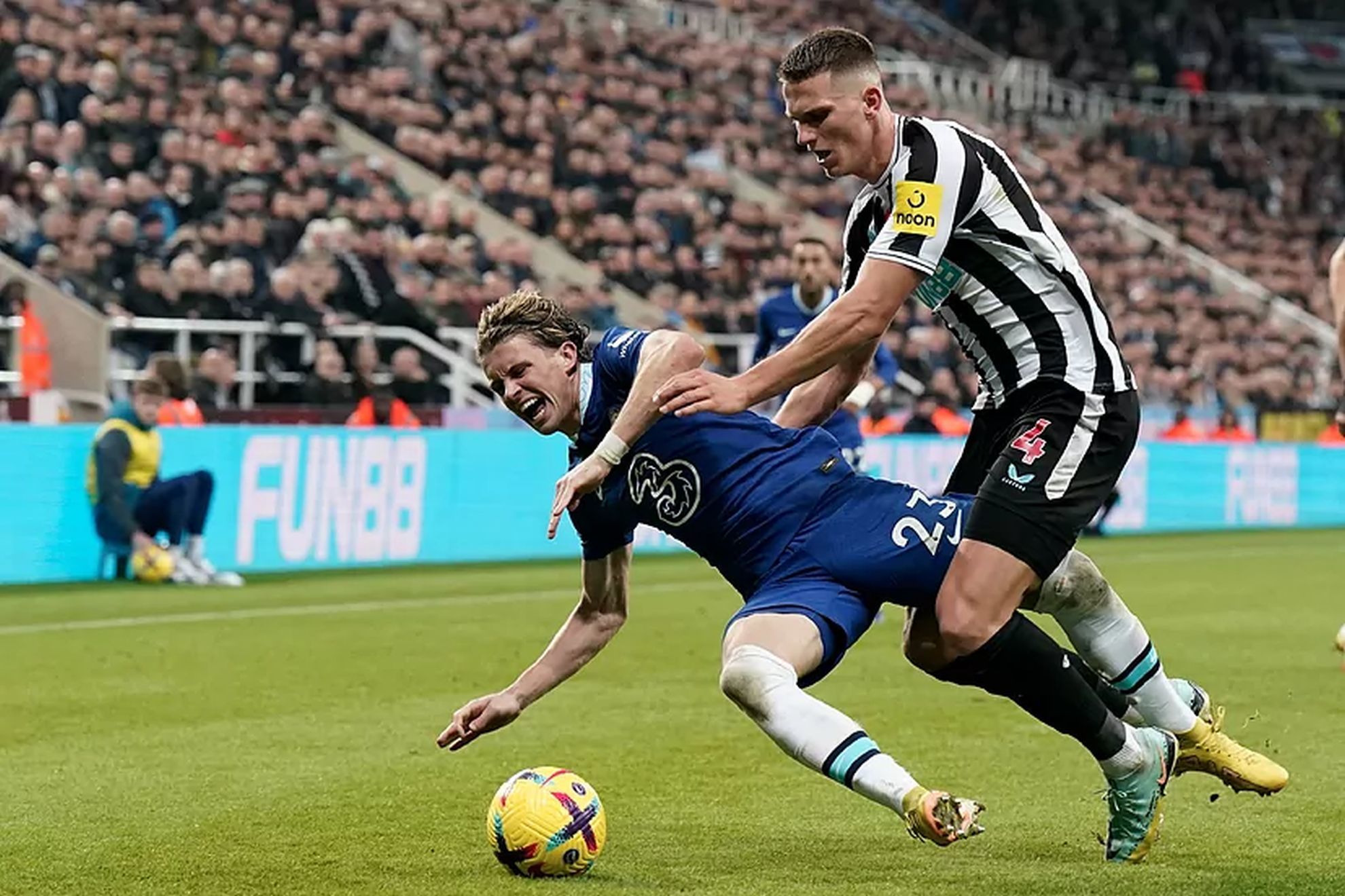 Newcastle boost European qualification hopes by downing Chelsea