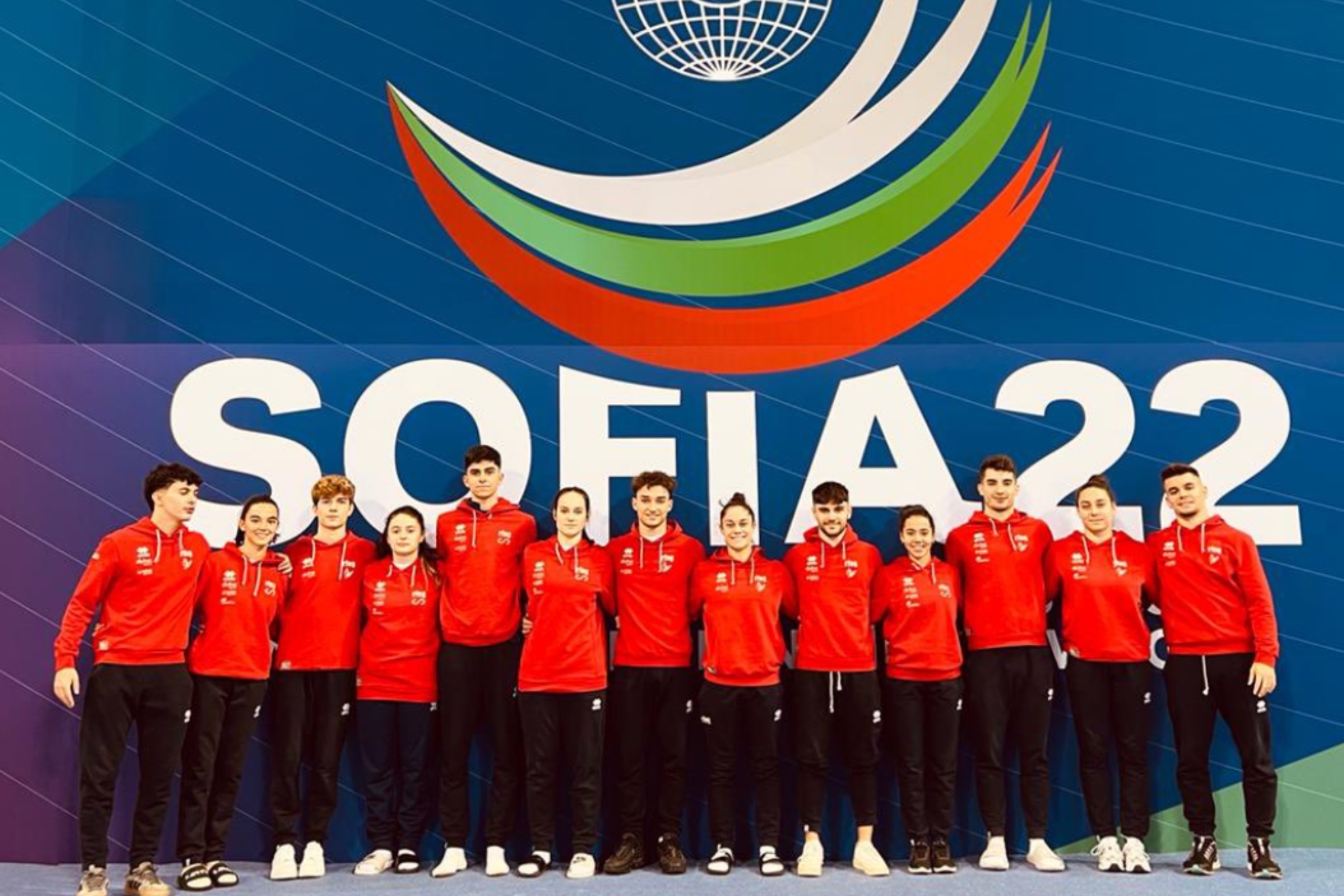 El equipo español de gimnasia trampolín que compite en el Mundial de Sofía.