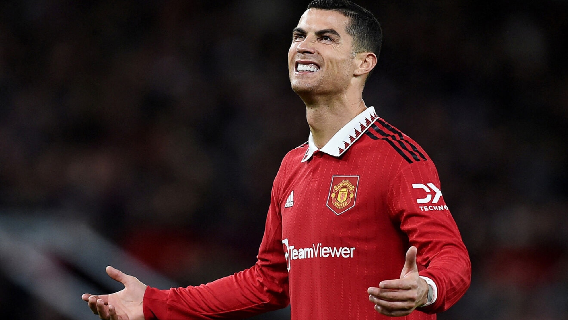 La dura acusación contra Cristiano Ronaldo: "Con un mes de sueldo podría comprarse..."