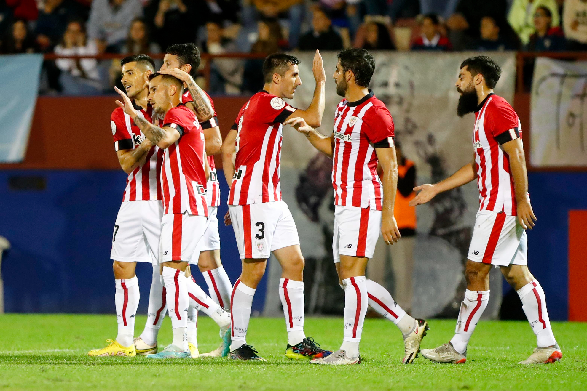 Jugadores del Athletic durante el partido de contra ante el Alzira