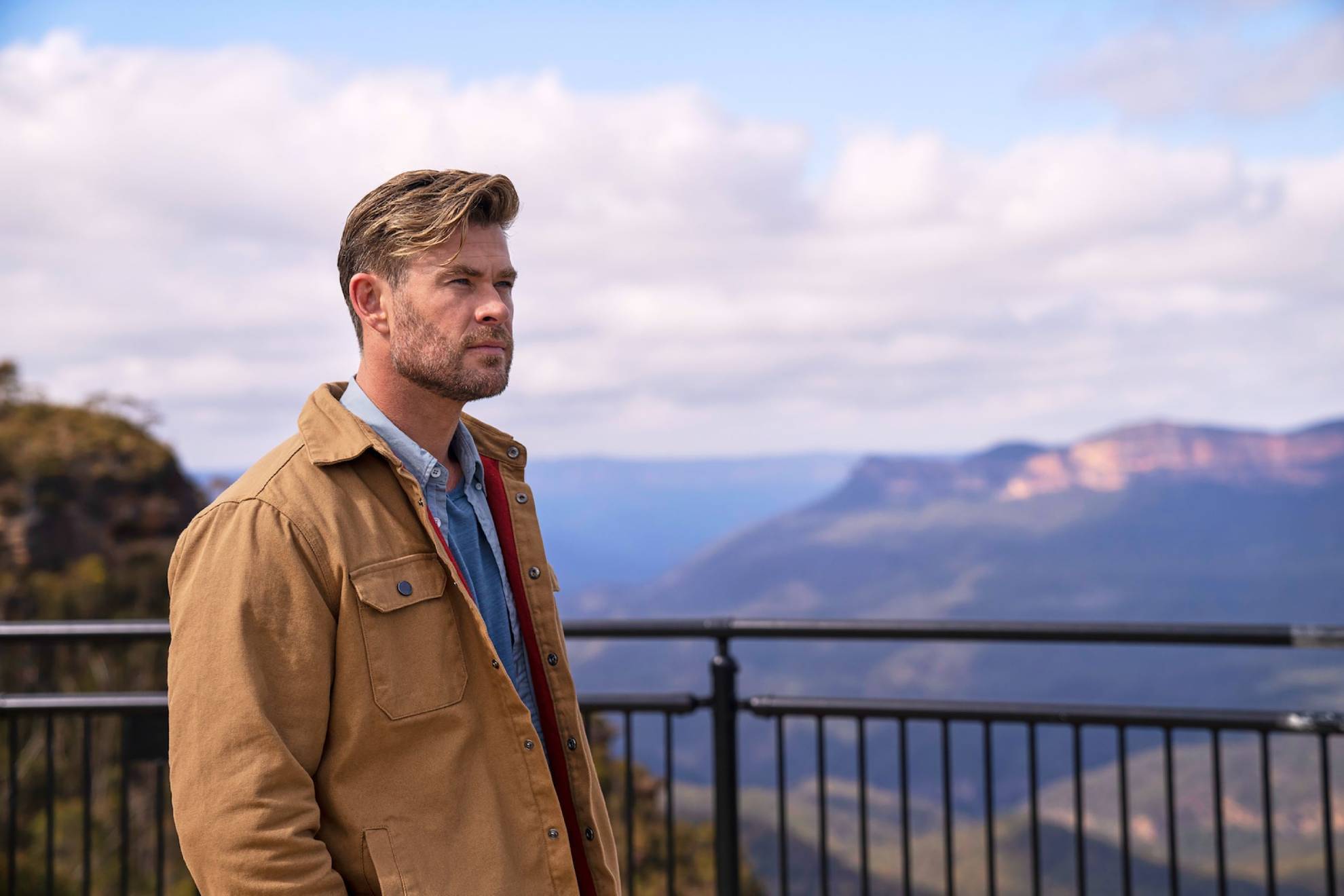 Chris Hemsworth, en su serie 'Limitless'.