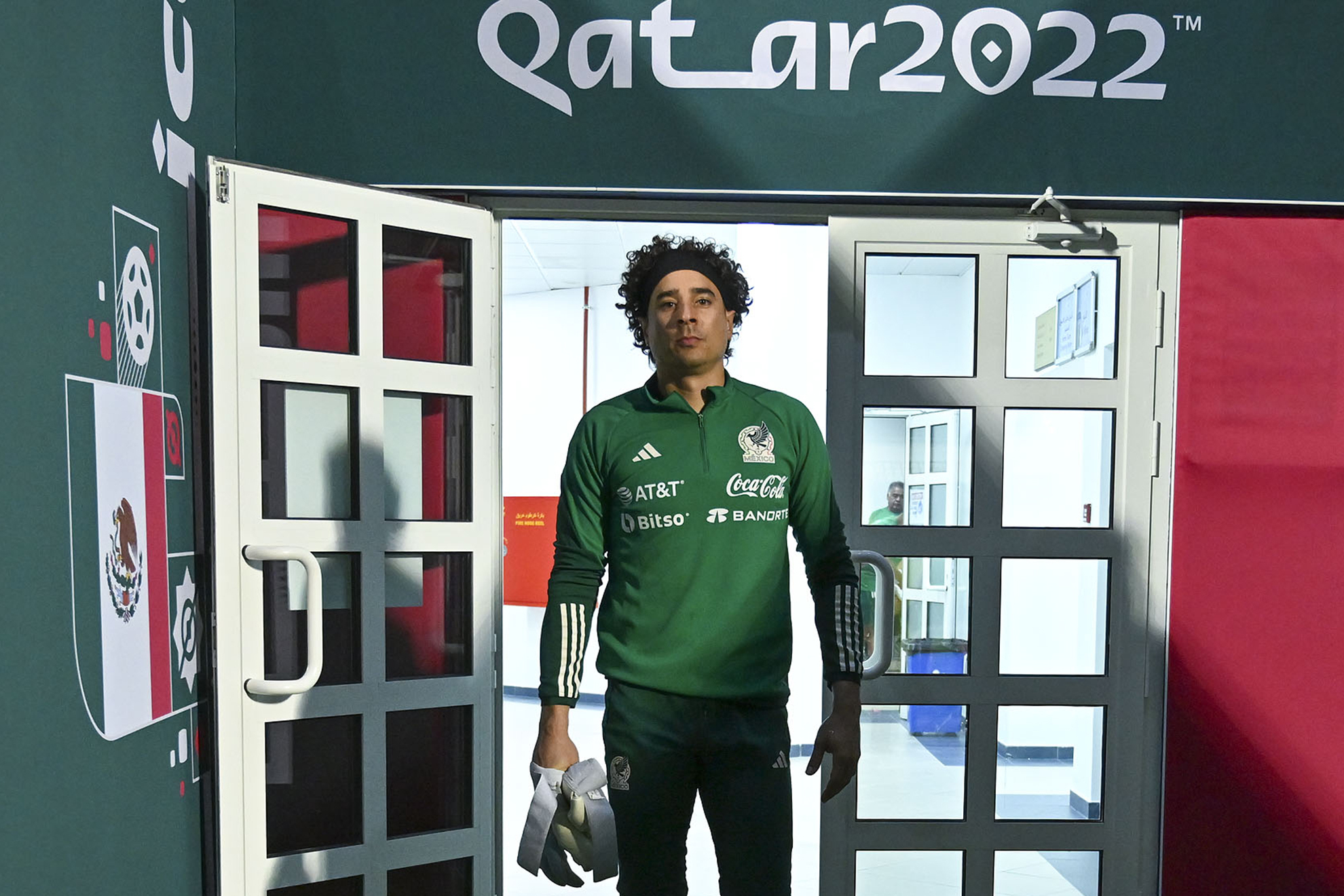 Jugadores de la selección mexicana reciben emotivas cartas previo a Qatar 2022