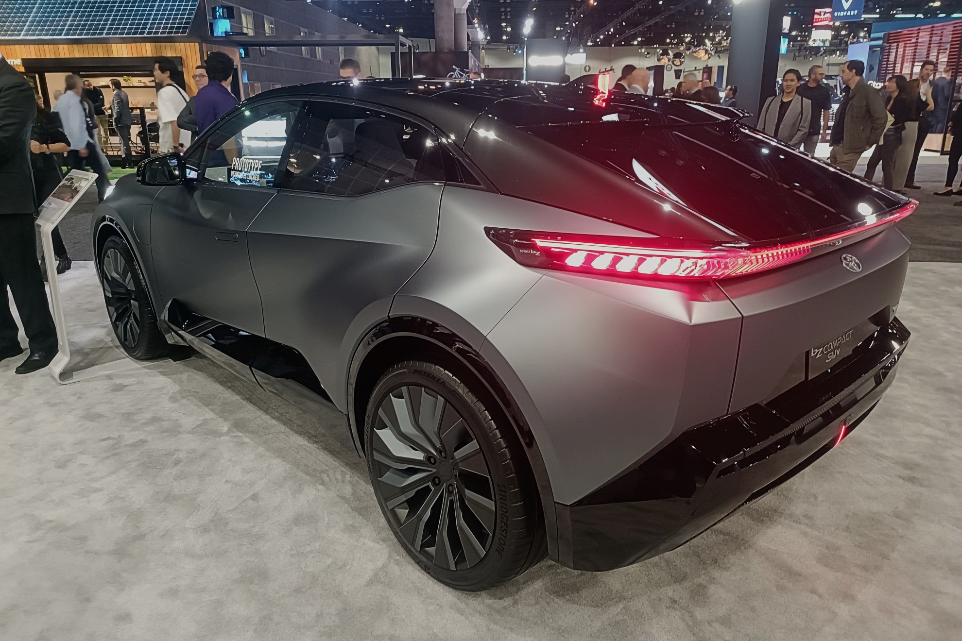 Toyota bZ Compact Concept - Salon del Automovil de Los Angeles - SUV - electrico