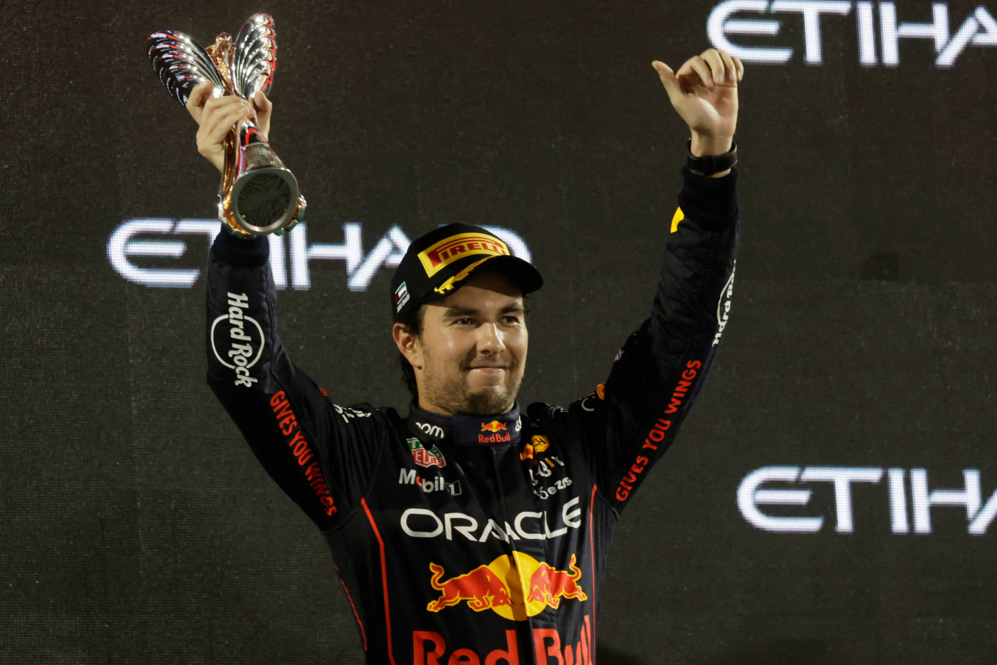 Checo finalizó en el tercer puesto en el GP de Abu Dhabi | Retuers