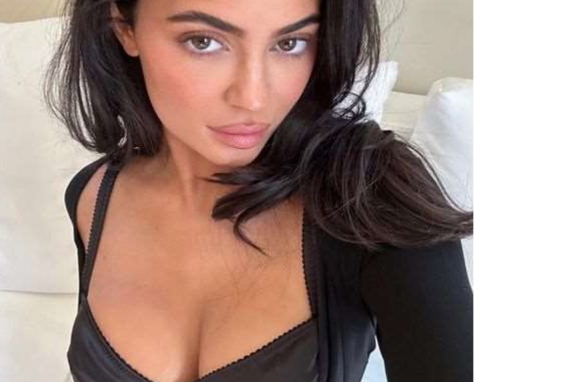 Sammensætning Samarbejdsvillig Hindre Kylie Jenner does not hide her sensuality with provocative black lingerie |  Marca