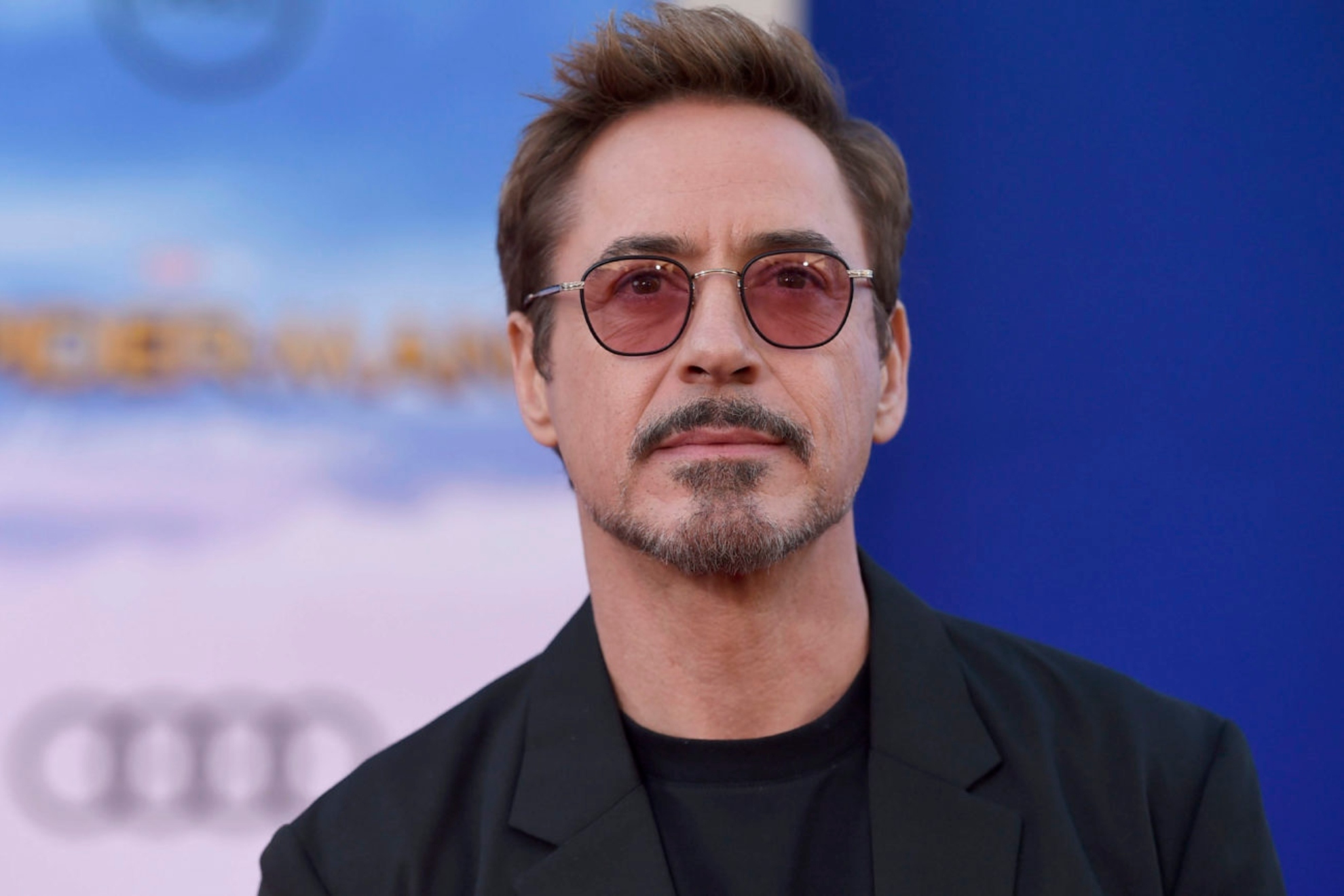 El sorprendente cambio de look de Robert Downey Jr. con el que las redes piensan que es igual a un villano de DC