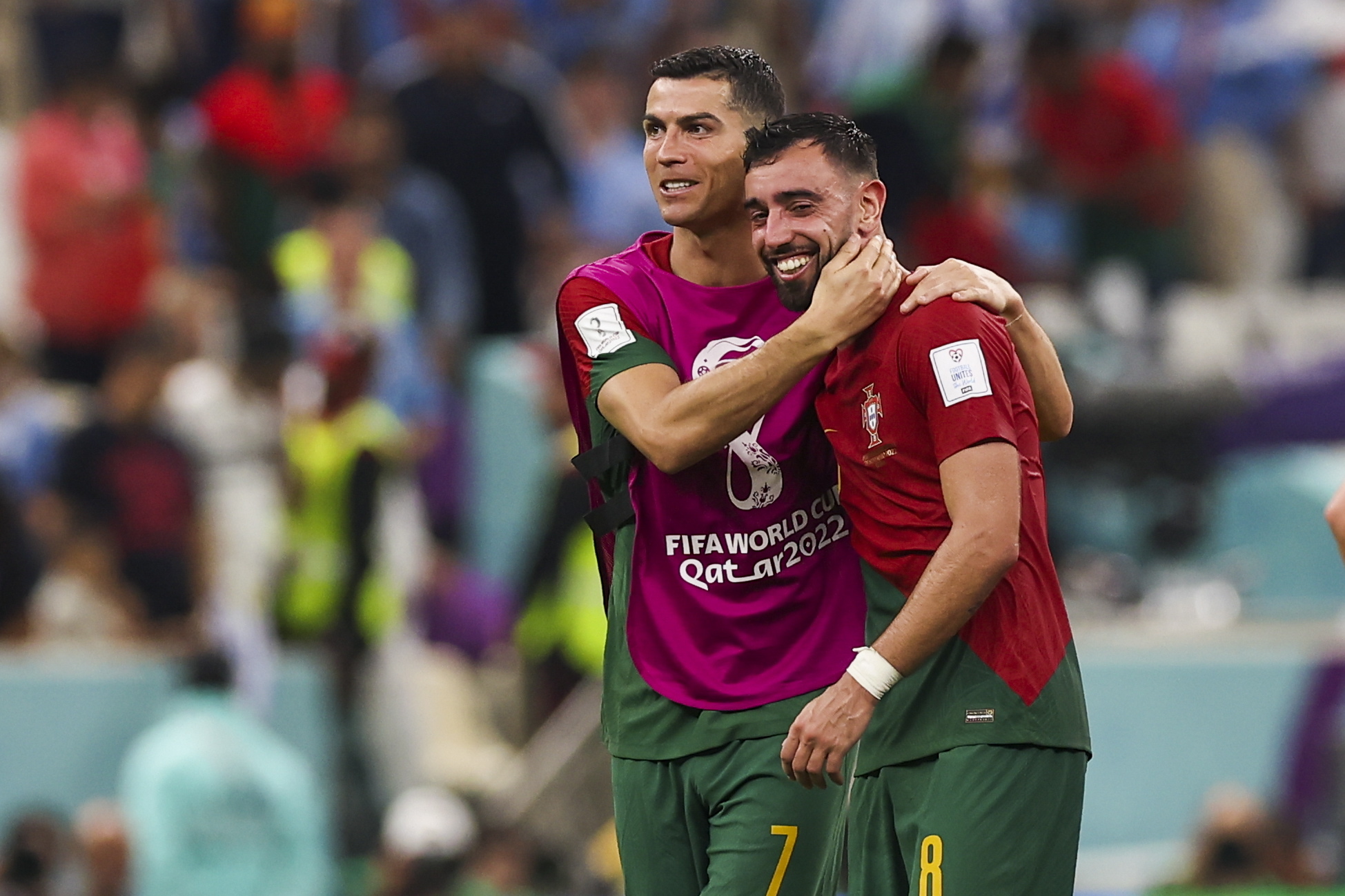 Lusail (Qatar), 28/11/2022.-  lt;HIT gt;Cristiano lt;/HIT gt; Ronaldo (L) and Bruno Fernandes celebrate after the FIFA World Cup 2022 group H soccer match between Portugal and Uruguay at Lusail Stadium in Lusail, Qatar, 28 November 2022. (Mundial de Fútbol, Estados Unidos, Catar) EFE/EPA/JOSE SENA GOULAO