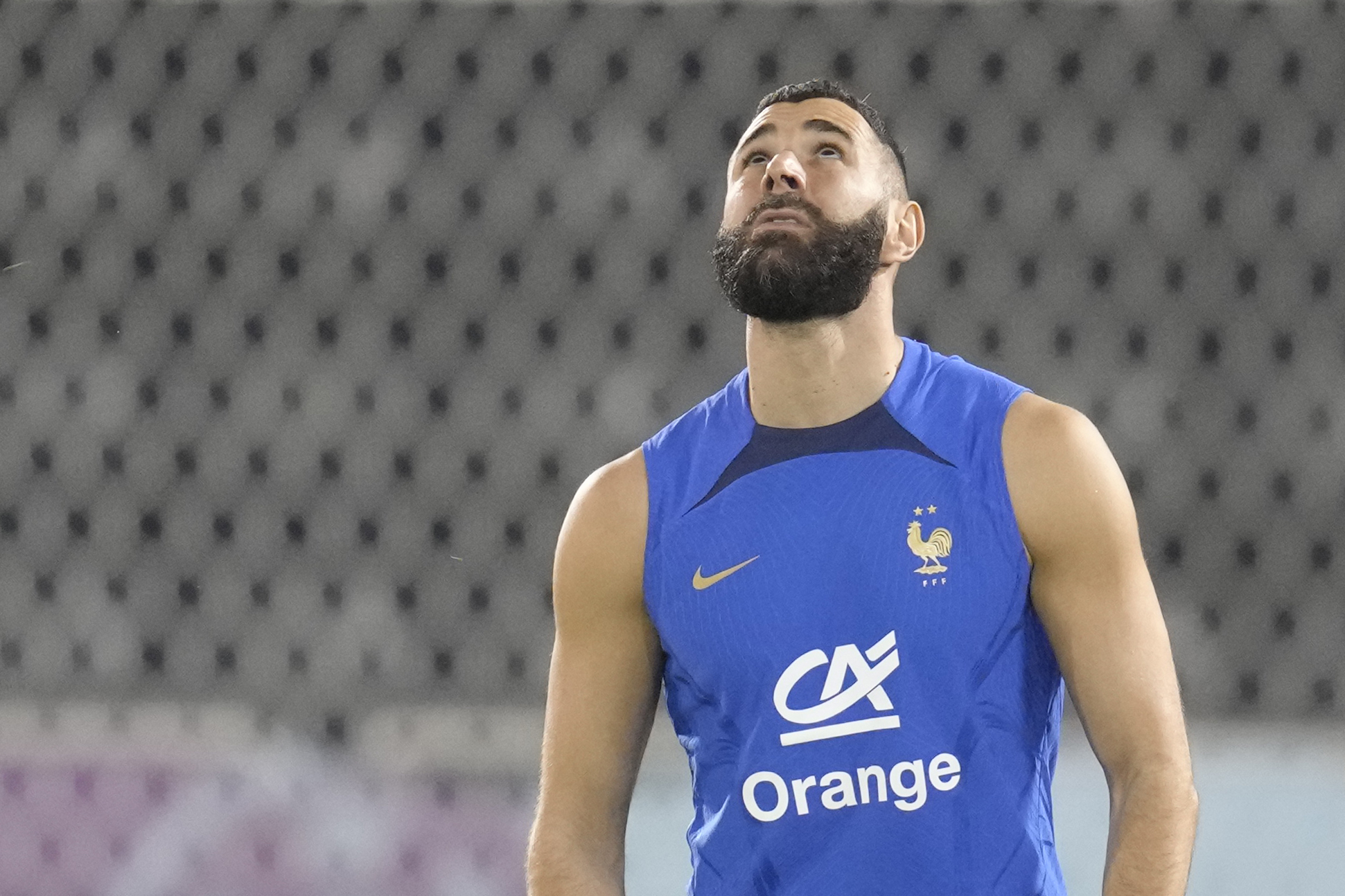 France's Karim  lt;HIT gt;Benzema lt;/HIT gt; watches the ball during a training session at the Jassim Bin Hamad stadium in Doha, Qatar, Saturday, Nov. 19, 2022. France will play their first match in the World Cup against Australia on Nov. 22. (AP Photo/Christophe Ena)