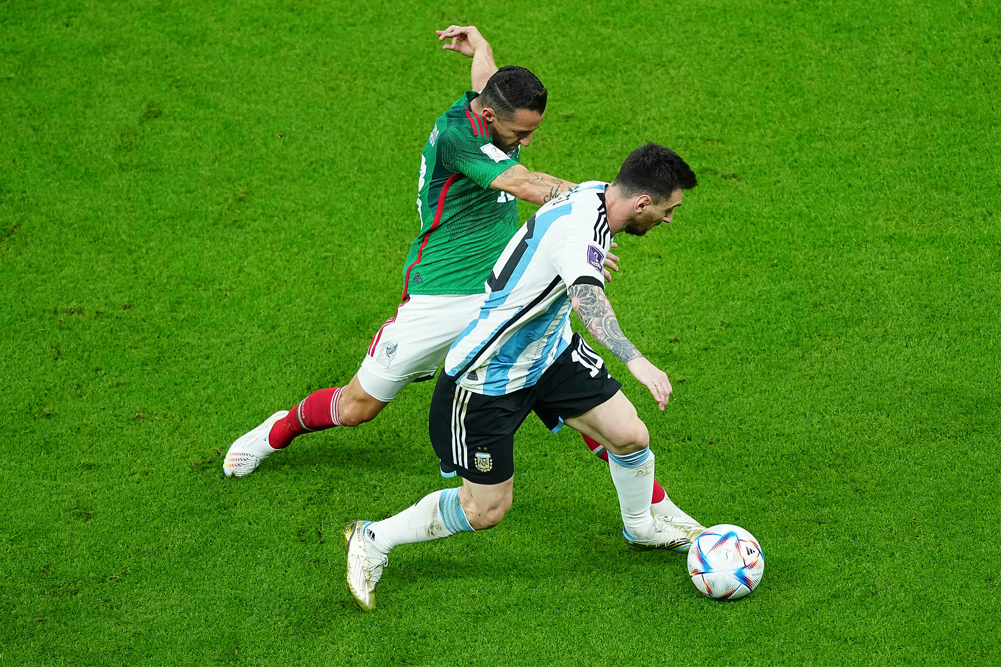 Guardado y Messi en partido entre México y Argentina | Imago7
