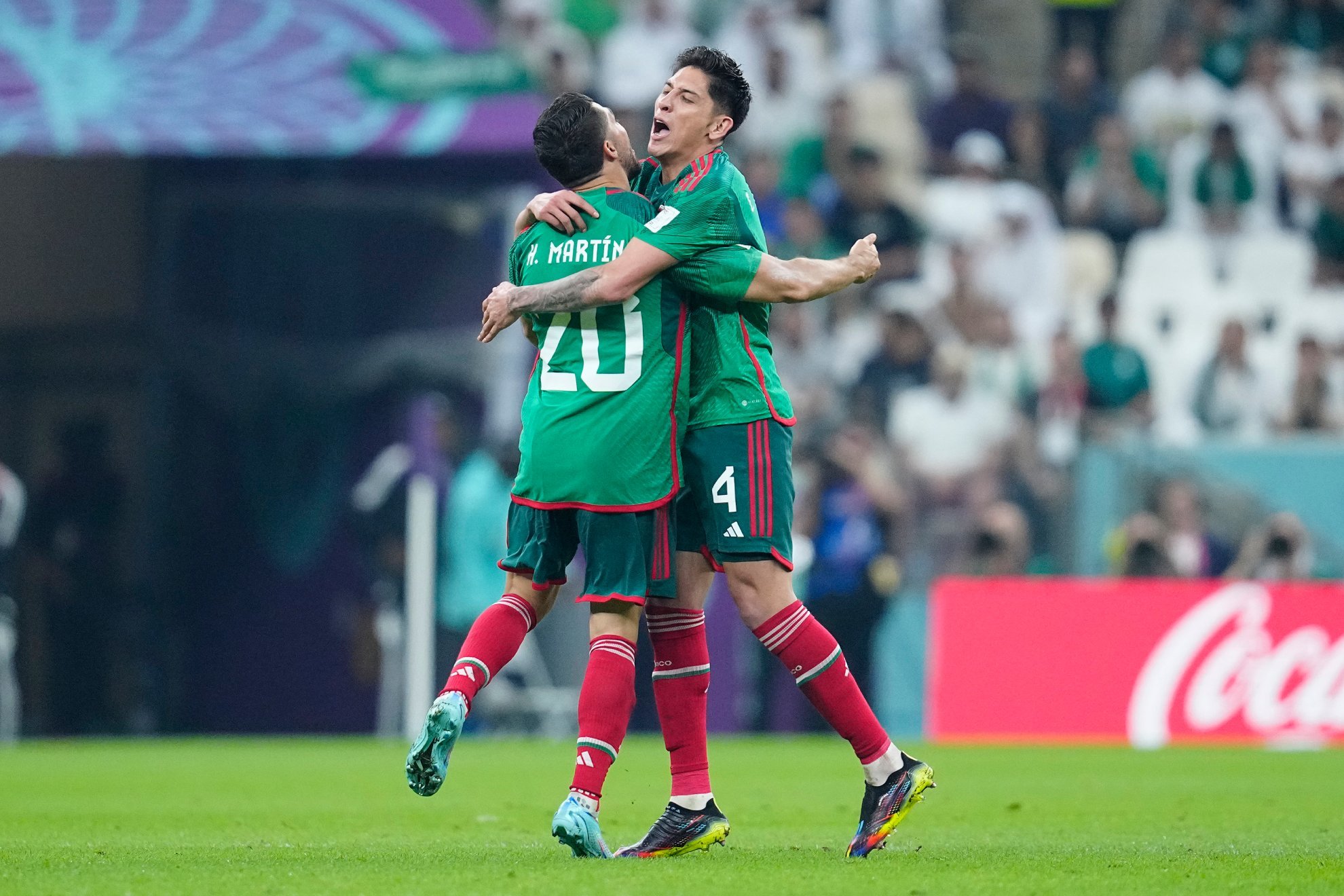 Henry Martín marca el gol que enciende la esperanza de la selección mexicana