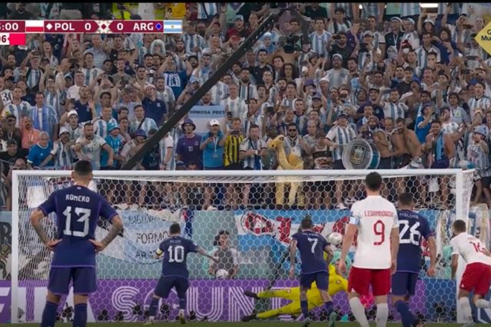Szczesny hizo esperar a Argentina con este paradón de penalti a Messi