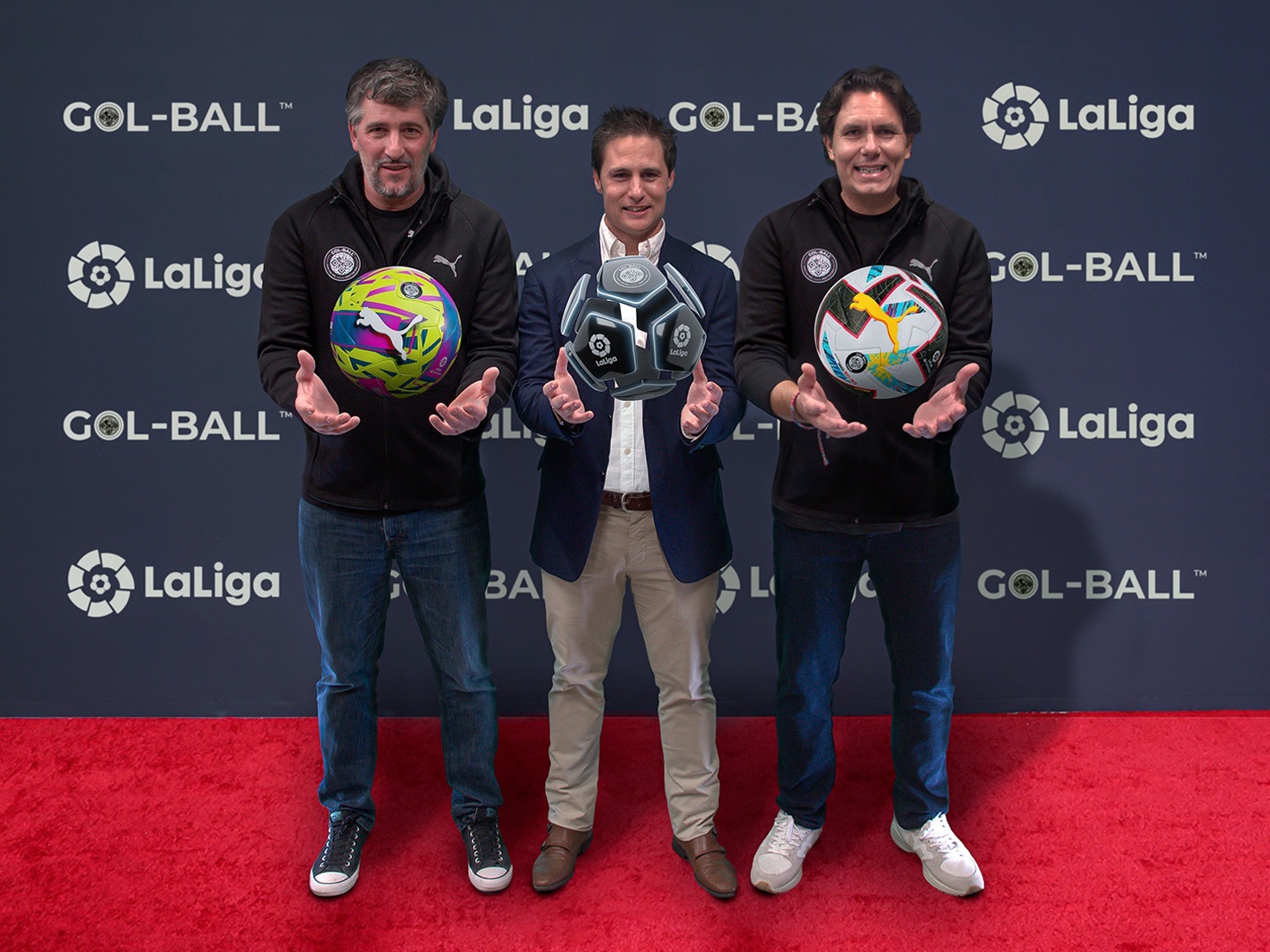 Óscar Mayo, Fede Giuliani y Andrés Rodríguez con los balones de LaLiga / LaLiga