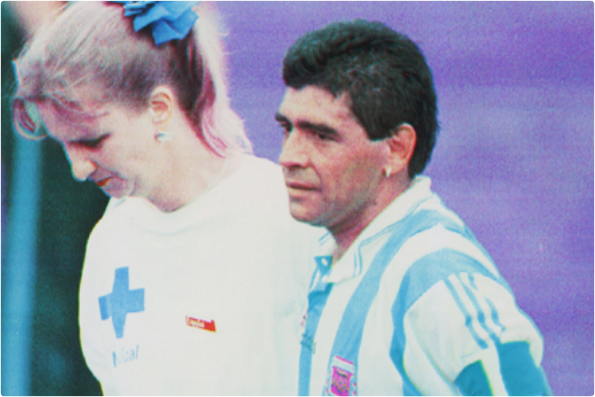 Maradona, tras el partido ante Nigeria acude al control antidopaje.