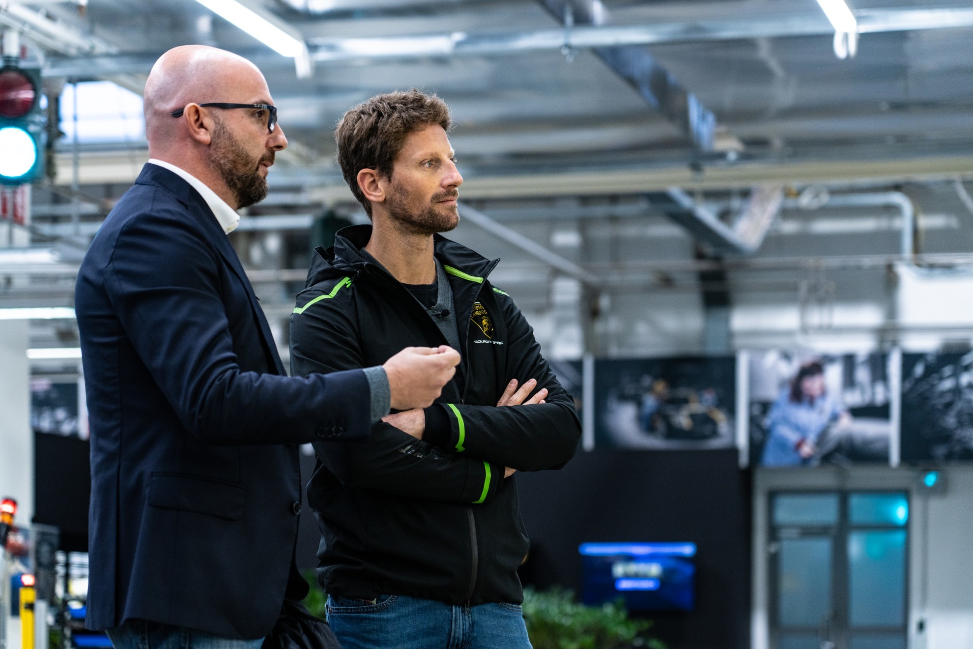 Grosjean, junto a Giorgio Sanna, director de Lamborghini Motorsport.