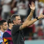 "No defenderé su persona, pero España no puede tener mejor entrenador"