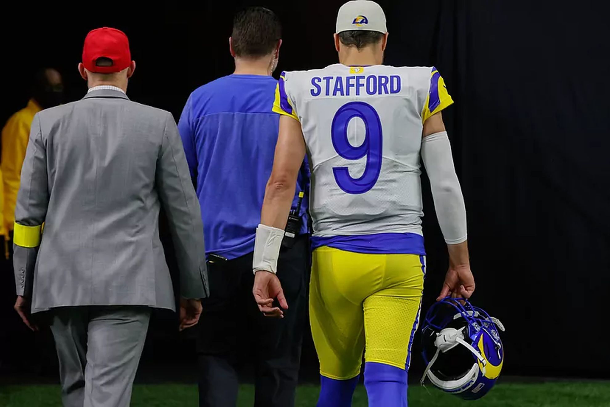 Matthew Stafford won't need surgery: When will he play for the Rams again?