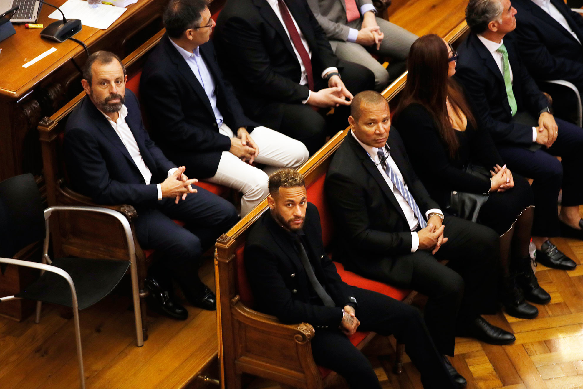 Rosell, Bartomeu, Neymar y su padre, durante el juicio.