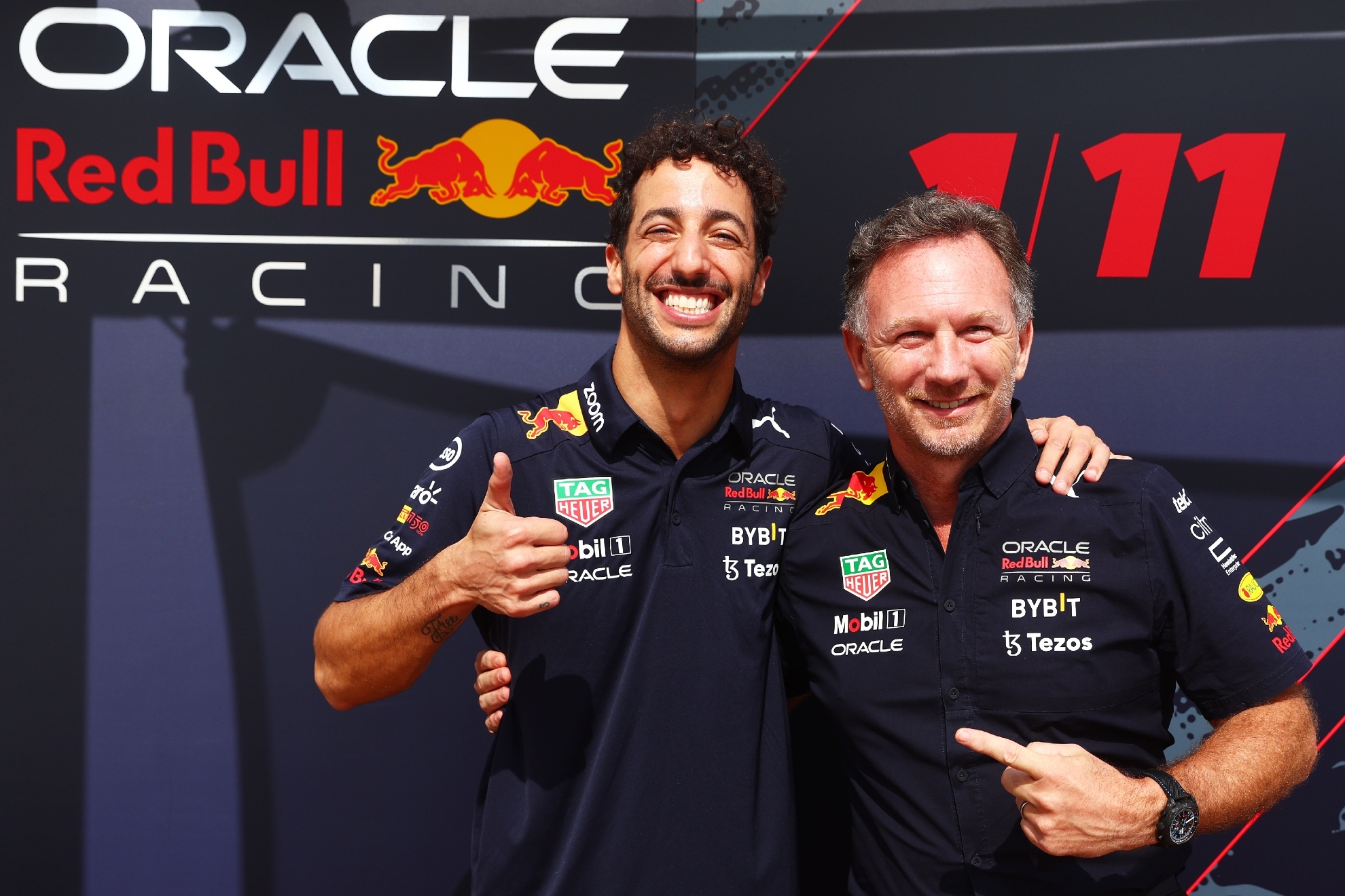 Ricciardo, con Horner.