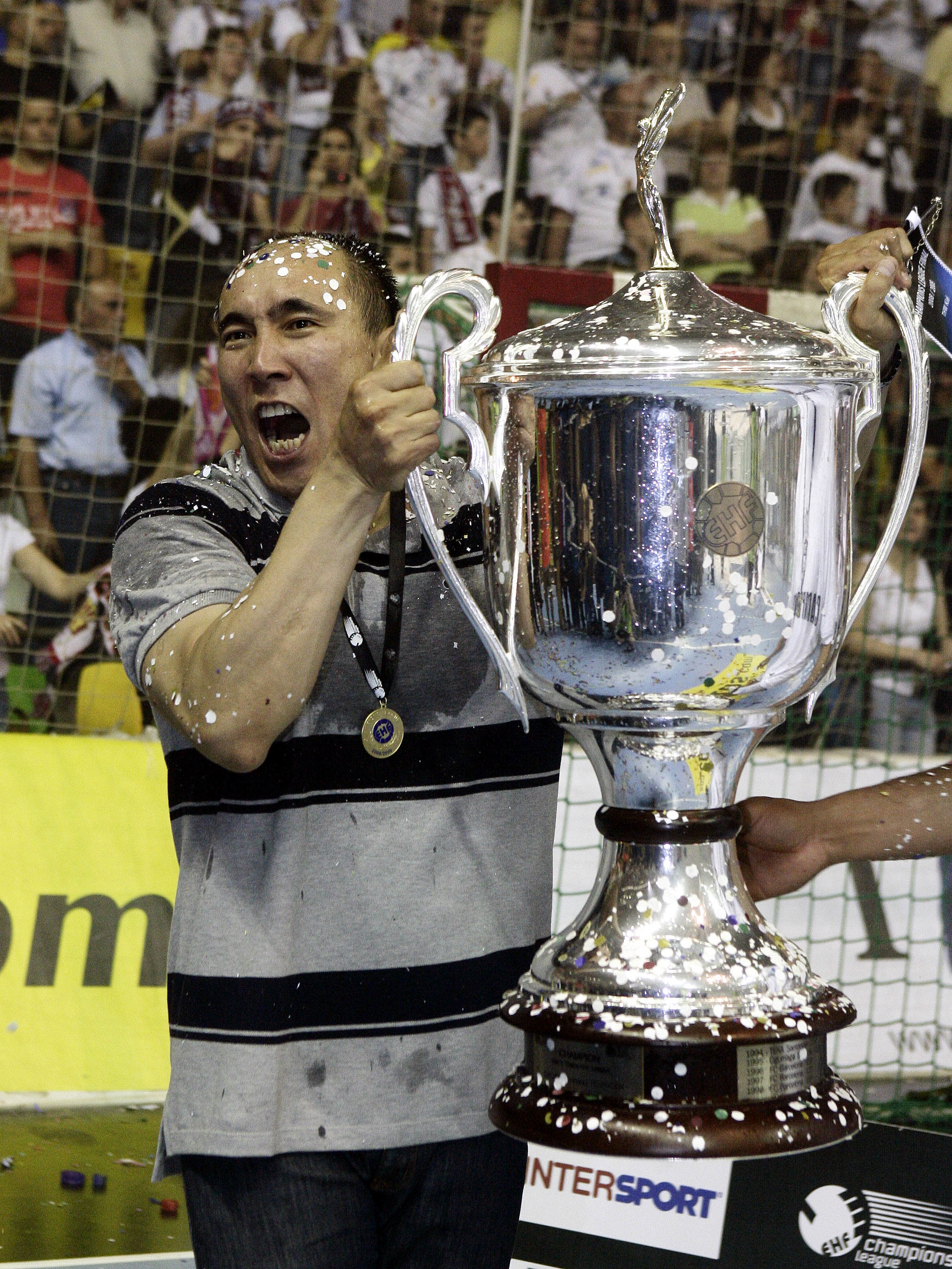 Talant, con la ltima Liga de Campeones que gan con el Ciudad Real, en 2009 /