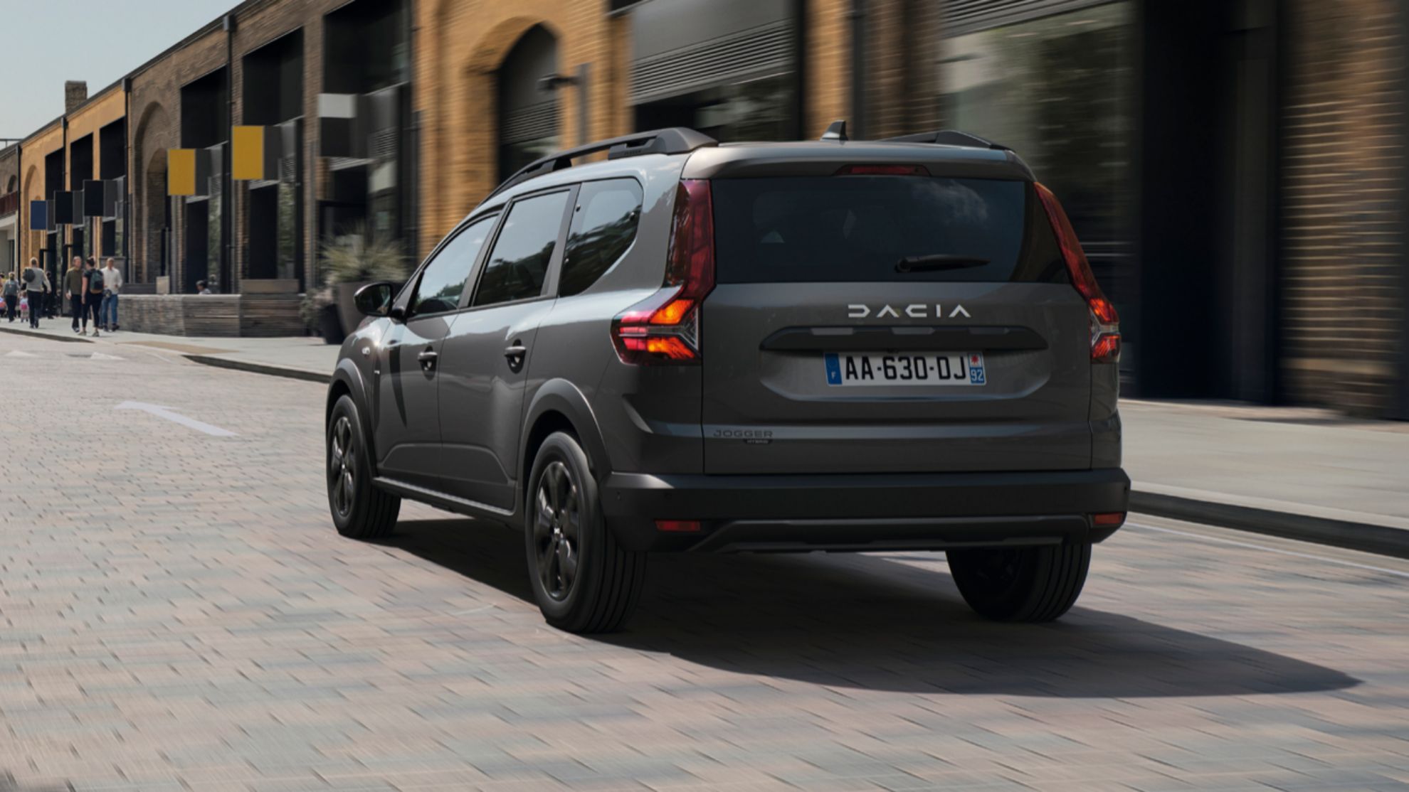 El Dacia Jogger no verá reducida su habitabilidad o el maletero por su nueva motorización.
