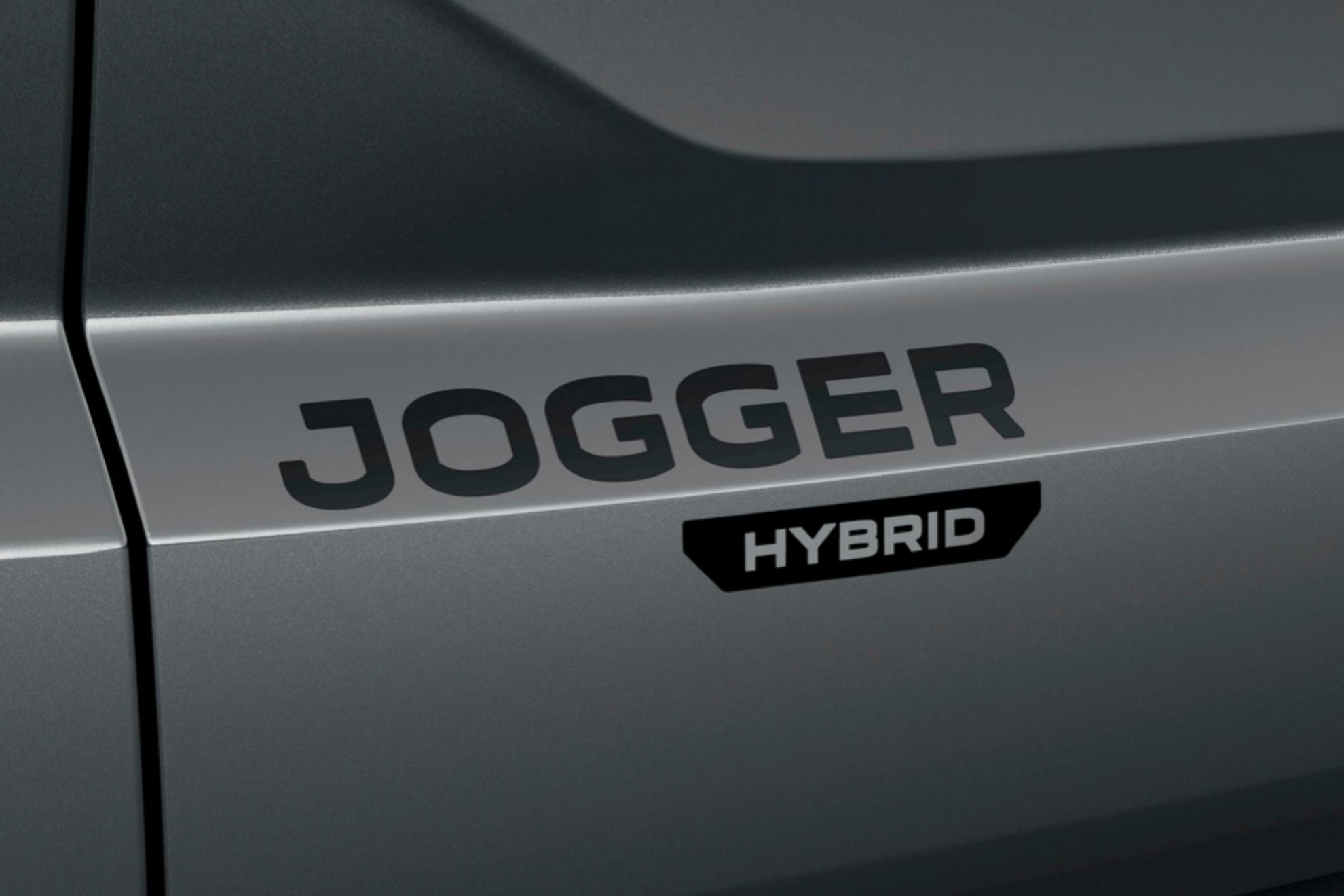 El Jogger es el primer Dacia con tecnología híbrida convencional.