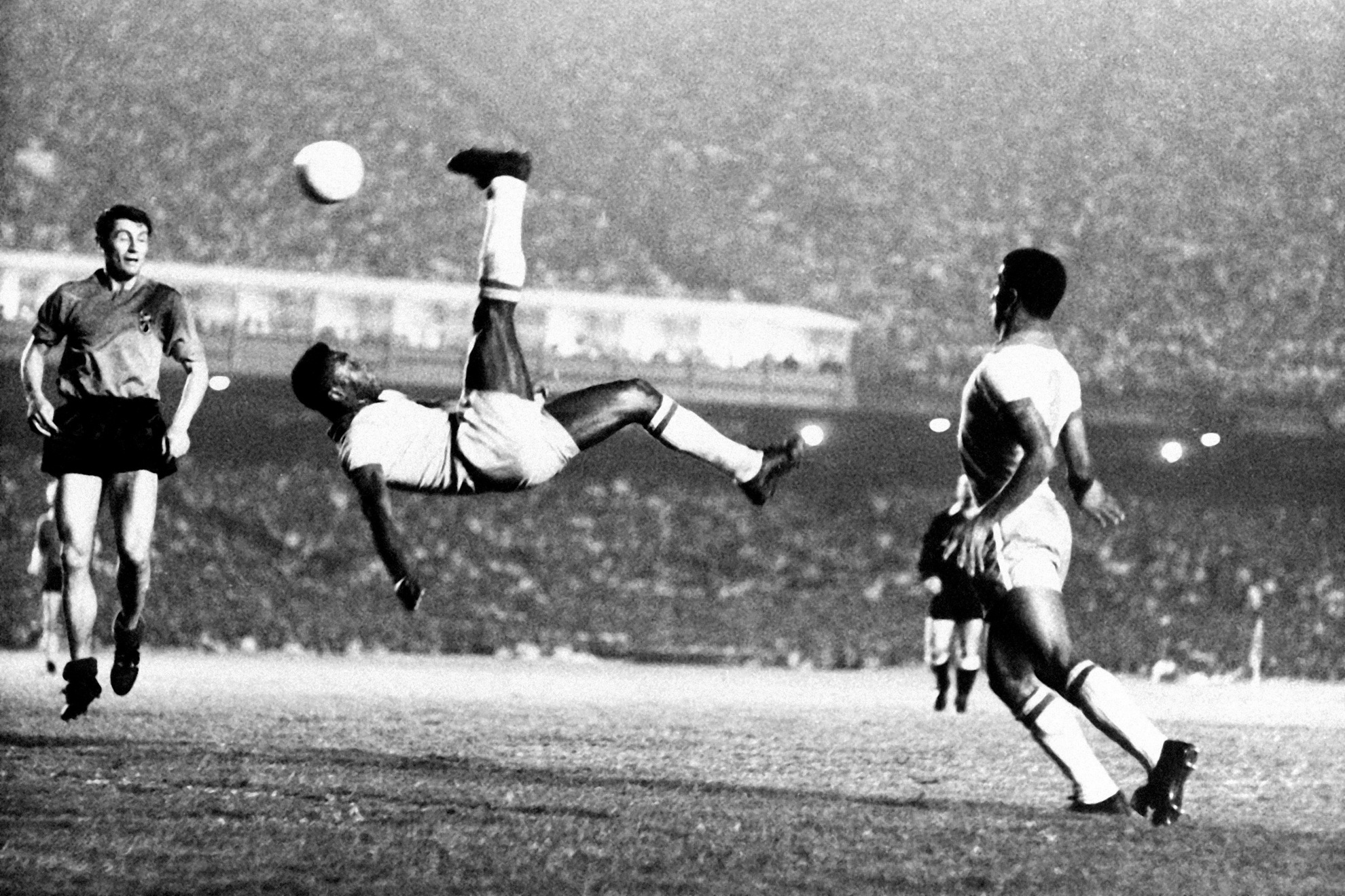 Pelé overhead kick